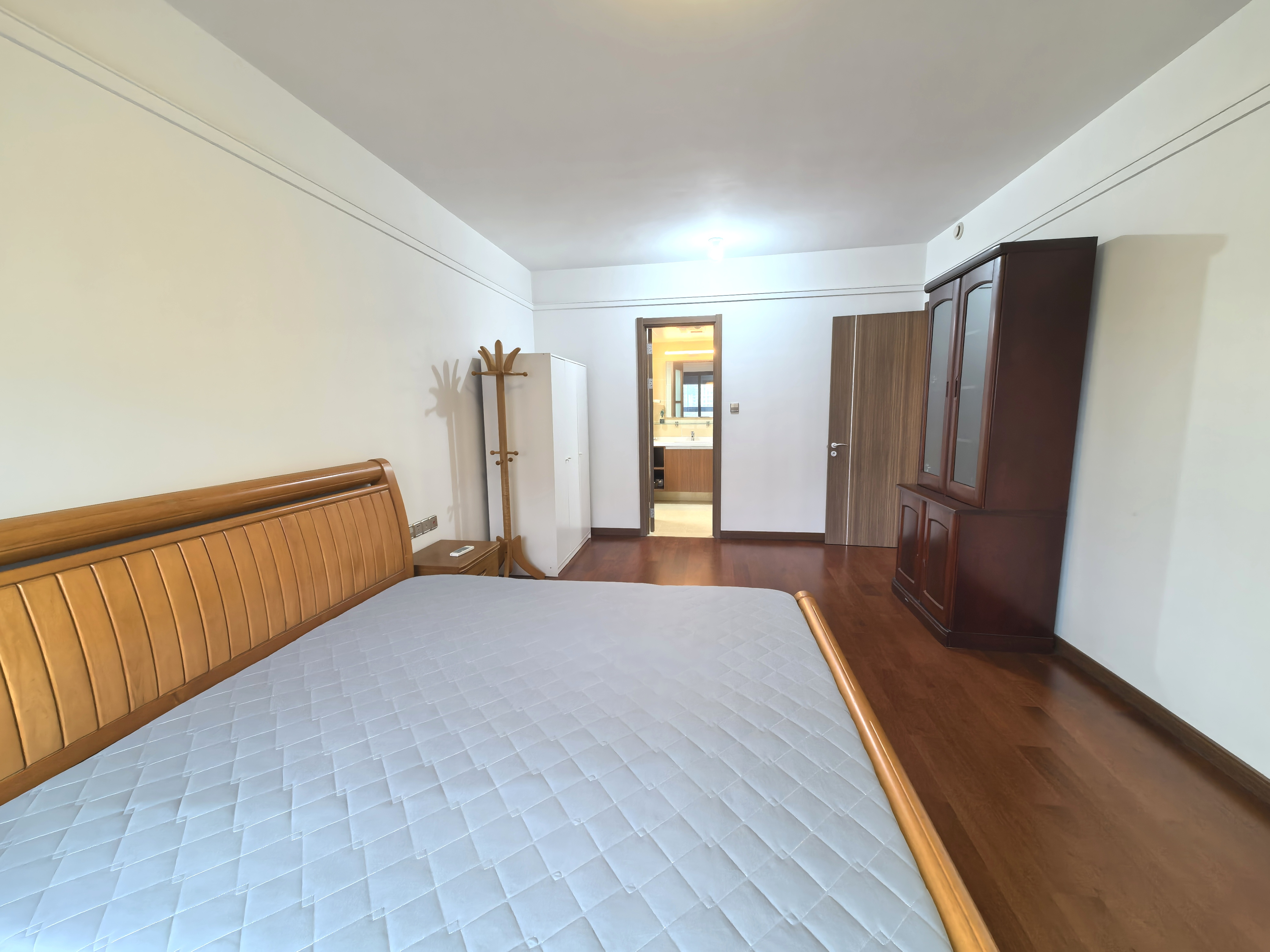 万科白鹭郡 4室2厅2卫 148m²