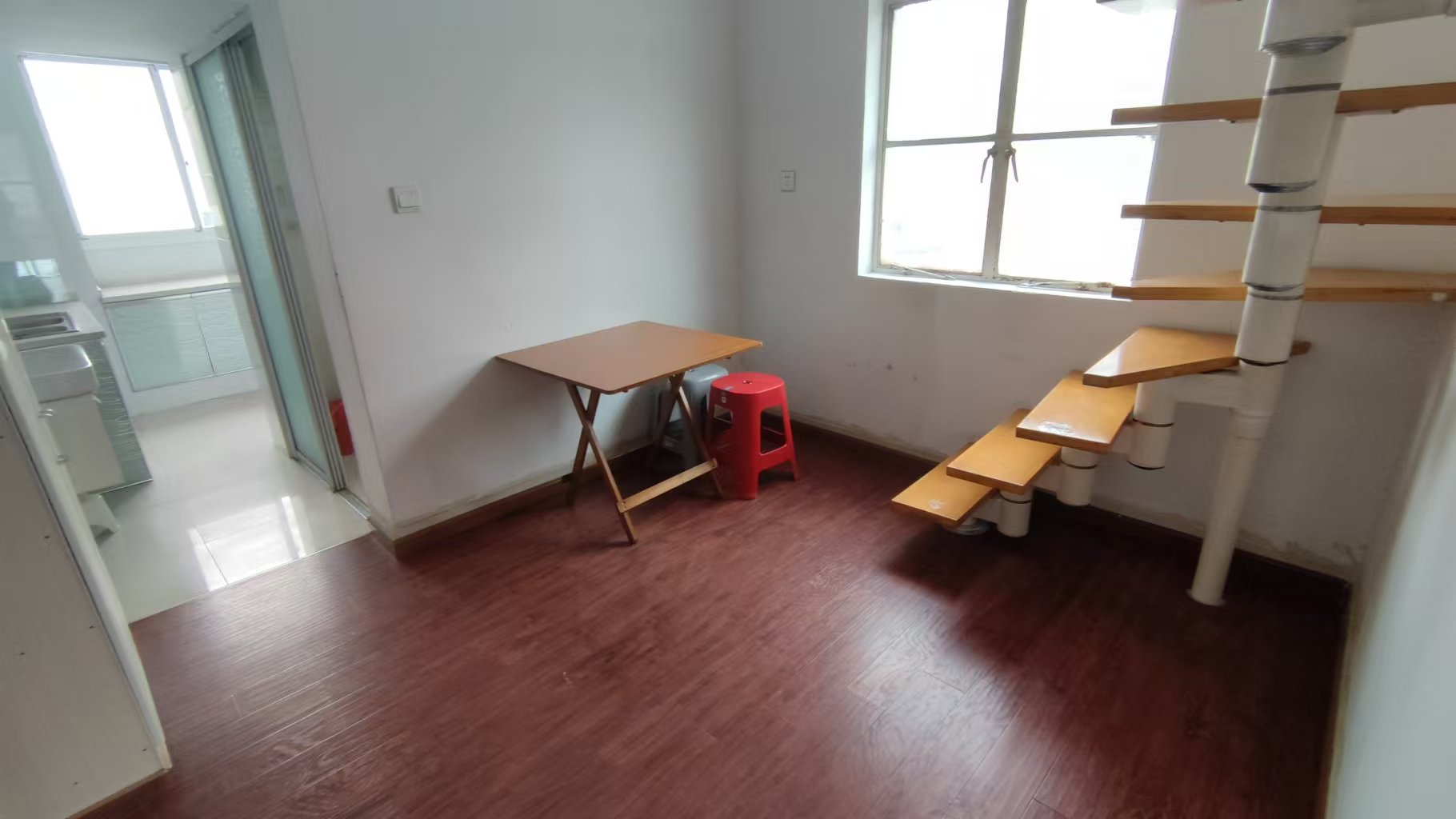 光明东村三期 1室1厅1卫 45m²