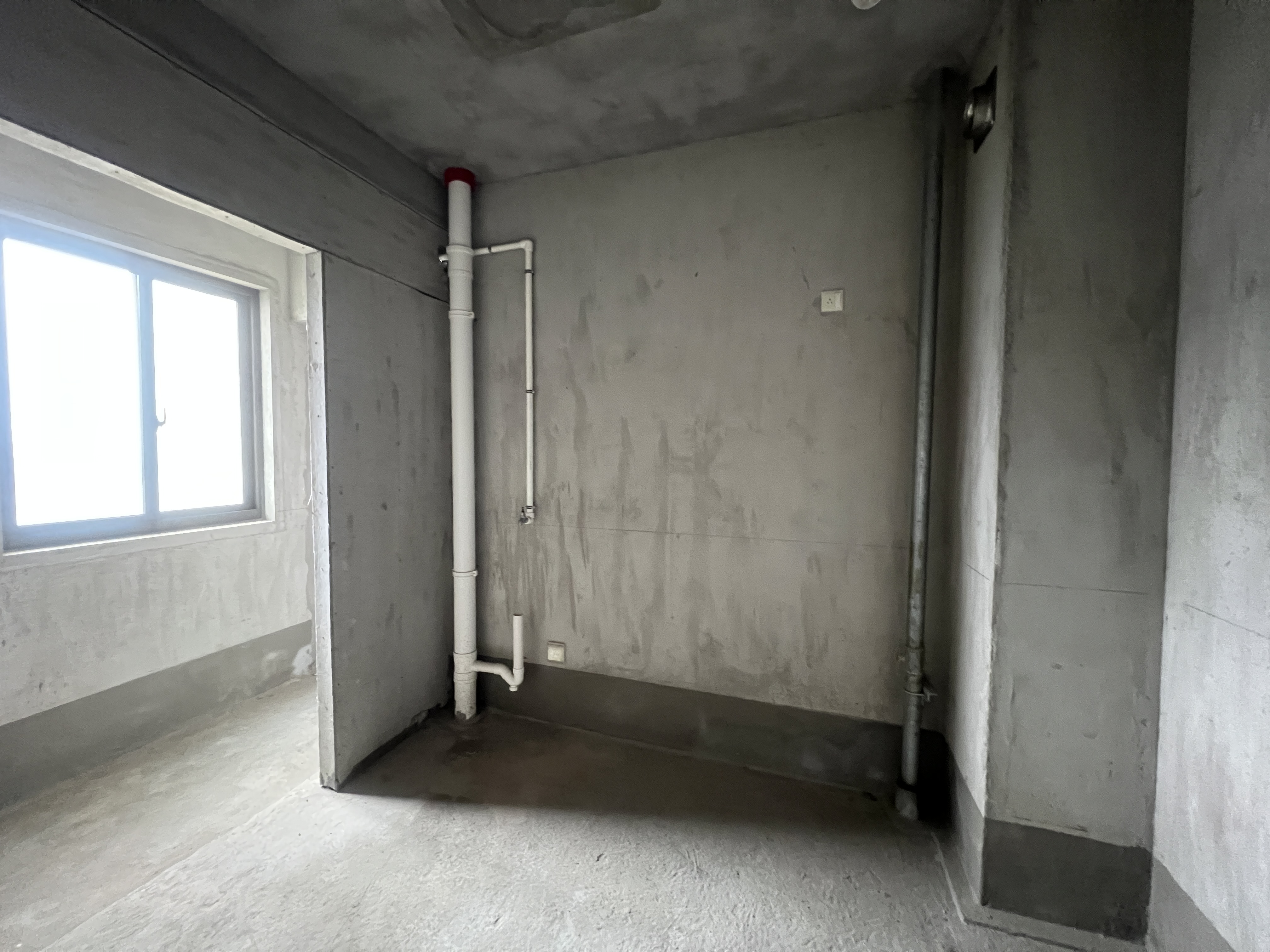 新瑞文化翡翠园 4室2厅2卫 175.11m²