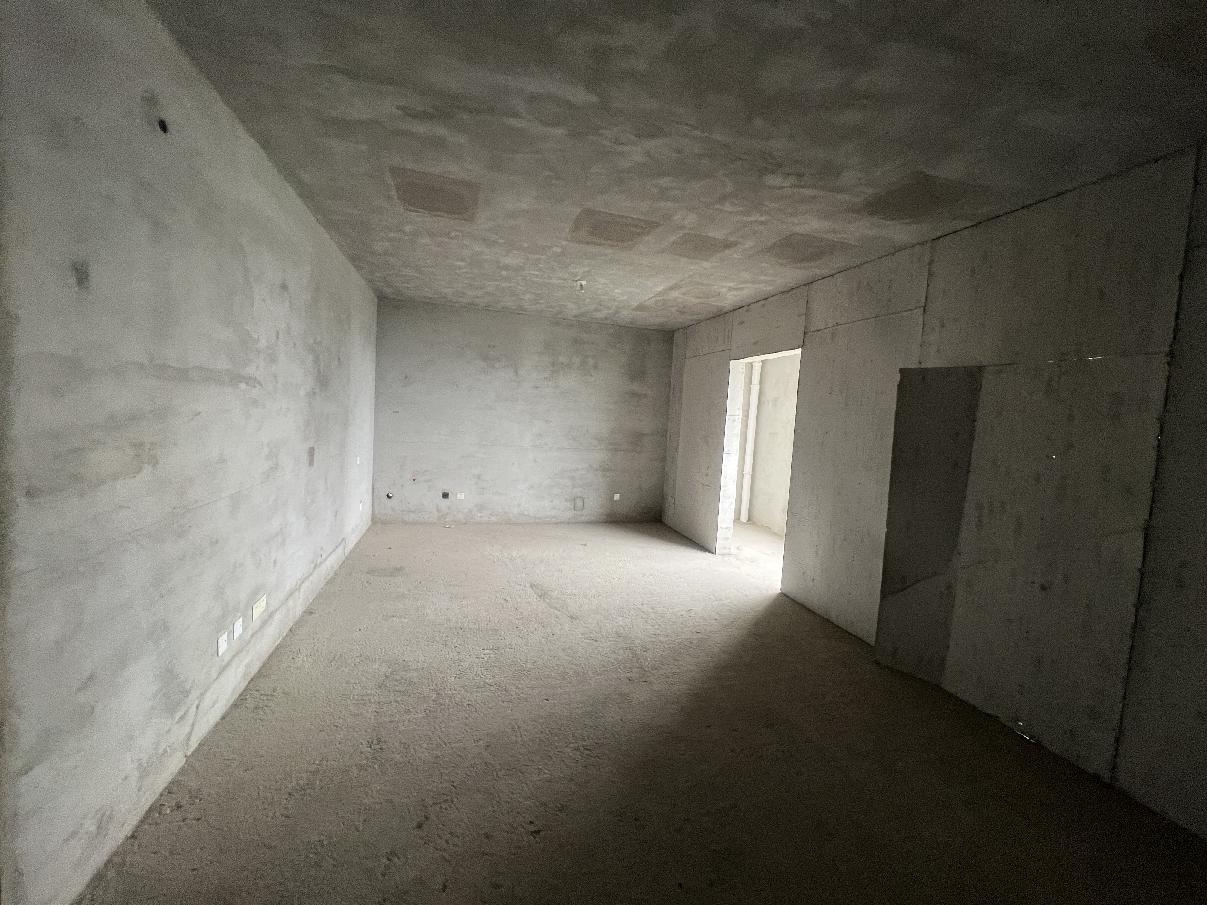 新瑞文化翡翠园 4室2厅2卫 175.11m²