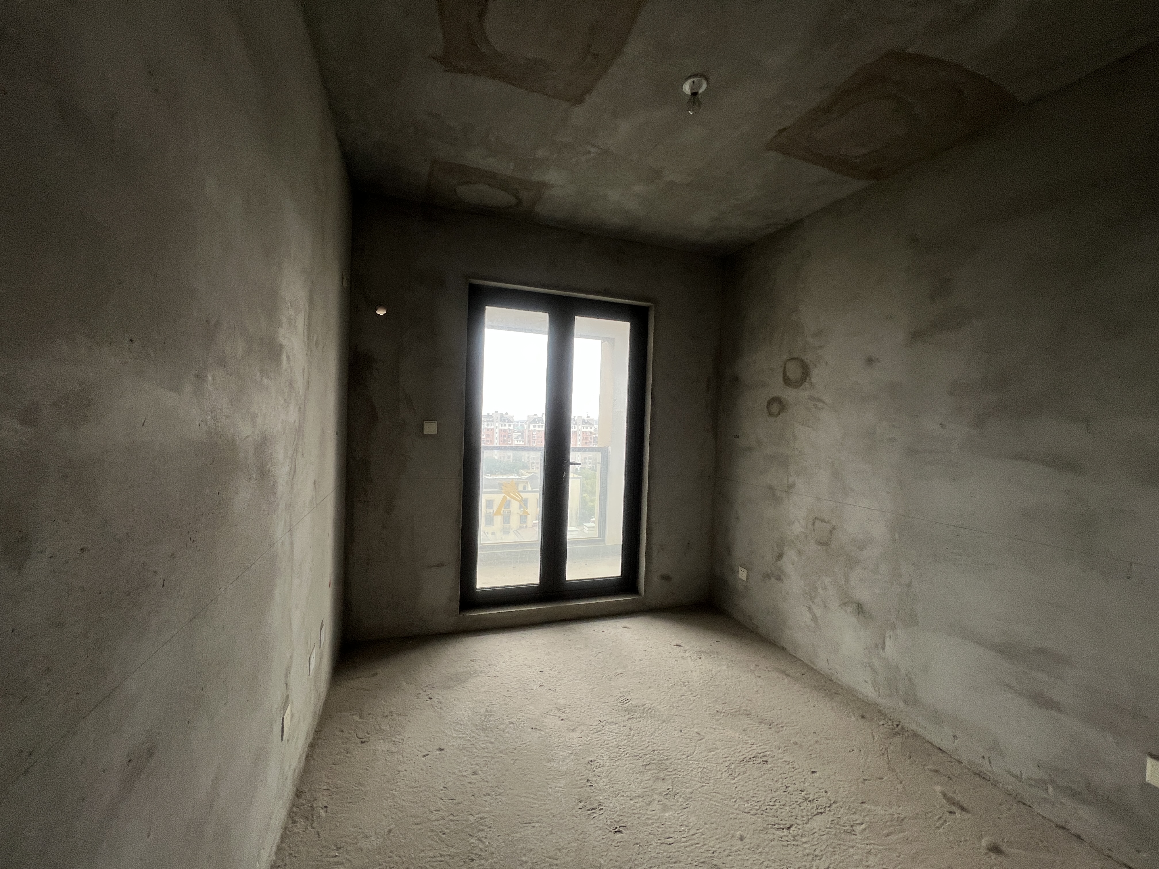 新瑞文化翡翠园 4室2厅2卫 175.11m²