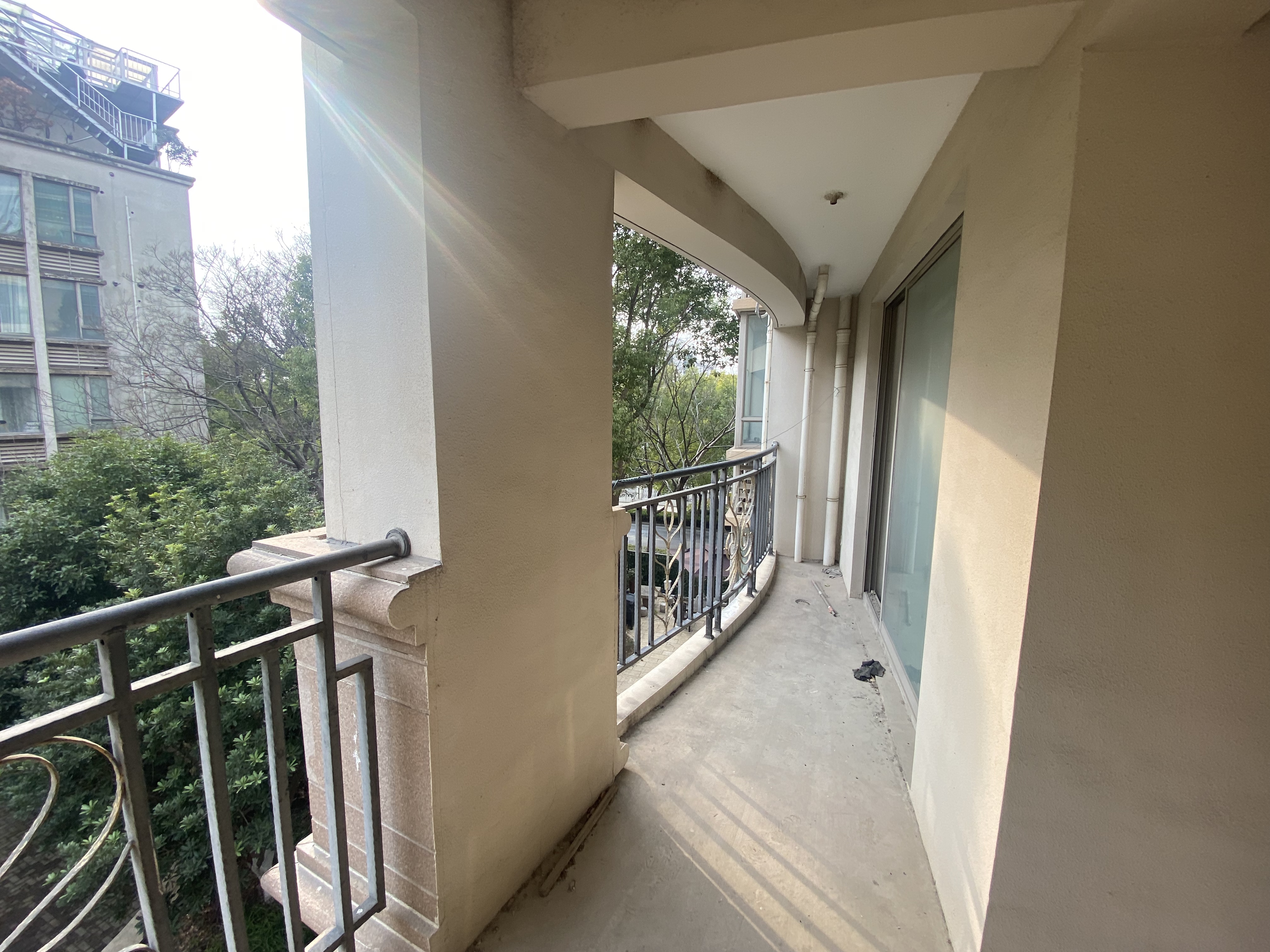 优山美地花园南区 3室2厅2卫 143m²