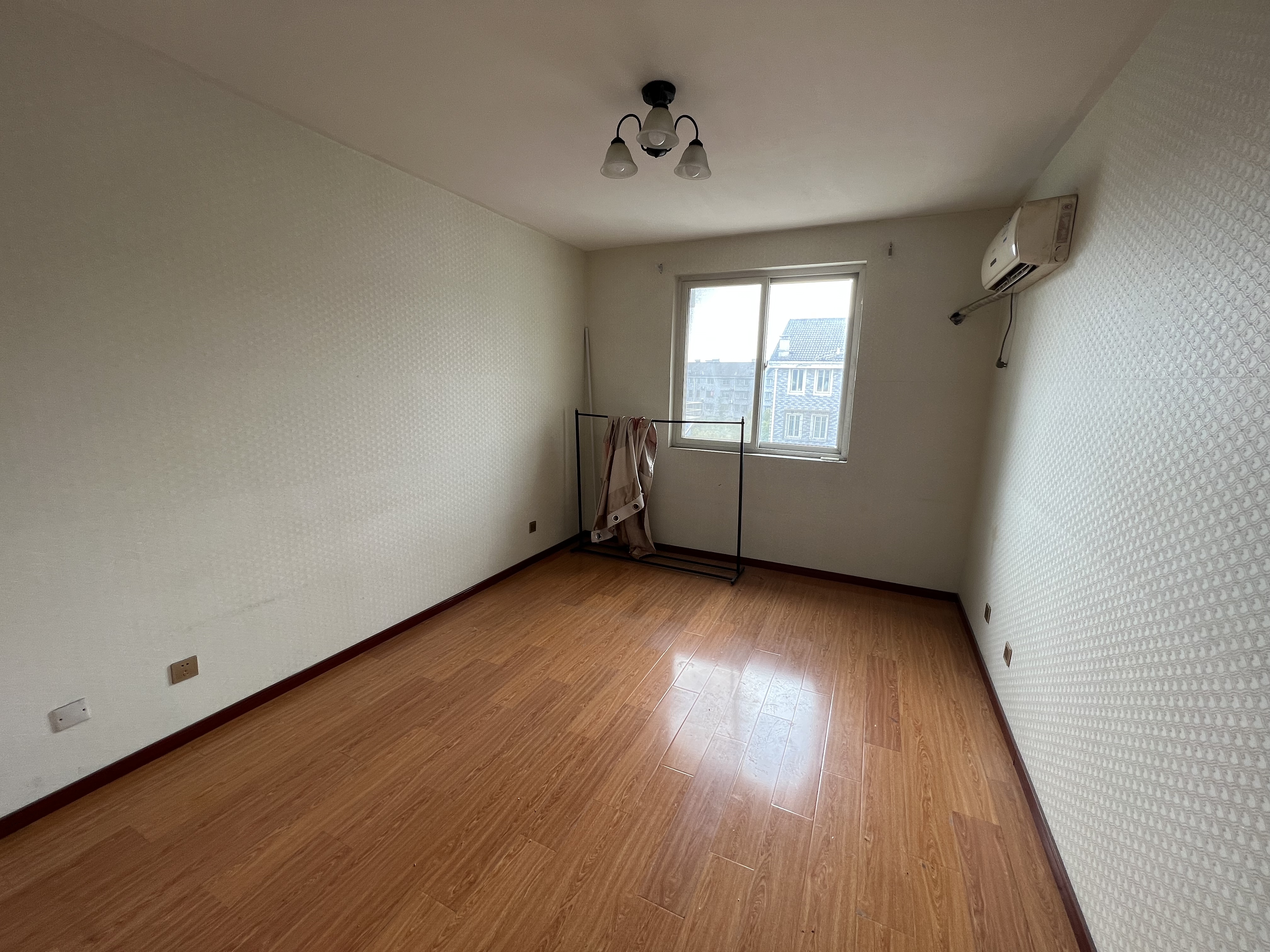 五山家园 2室1厅1卫 71.97m&sup2;