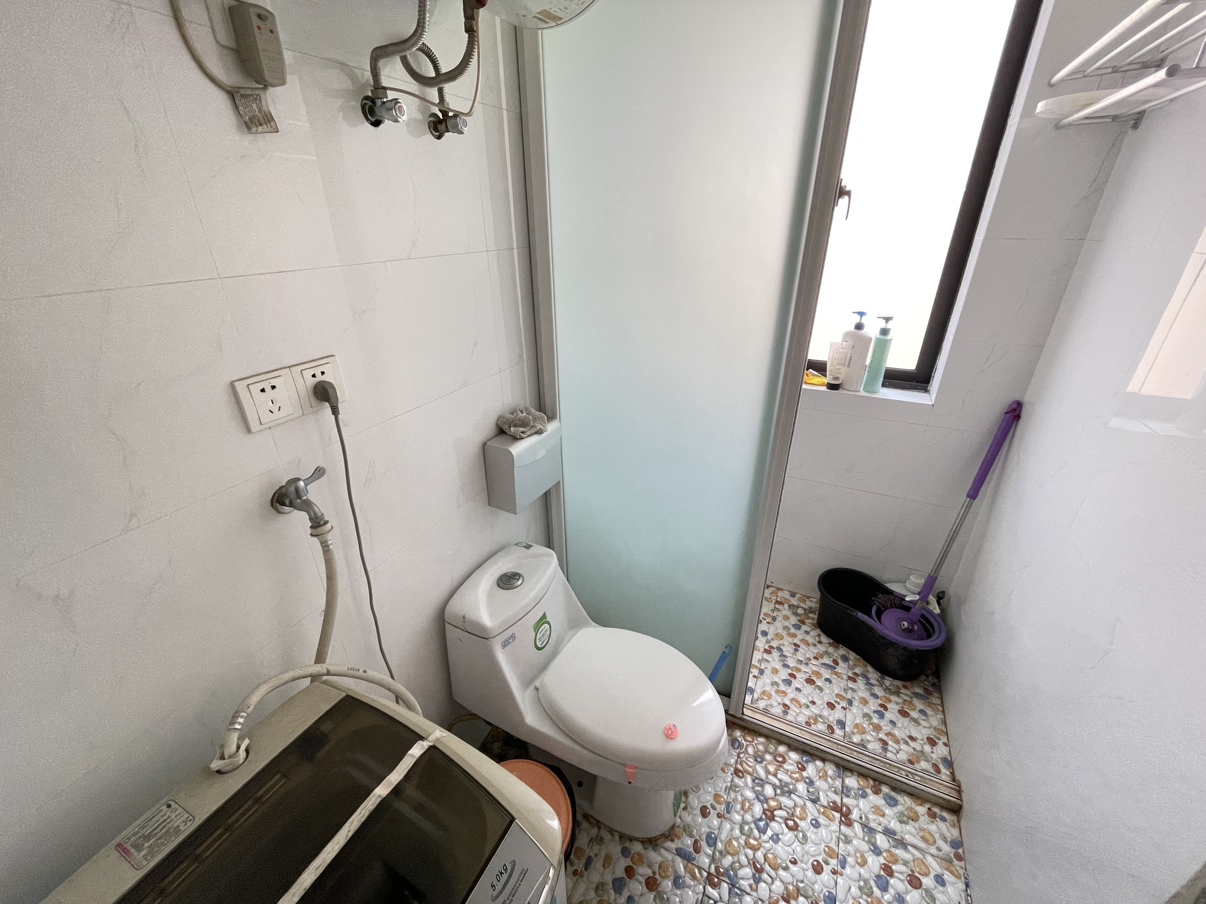 海港新村 3室1厅1卫 75.05m&sup2;