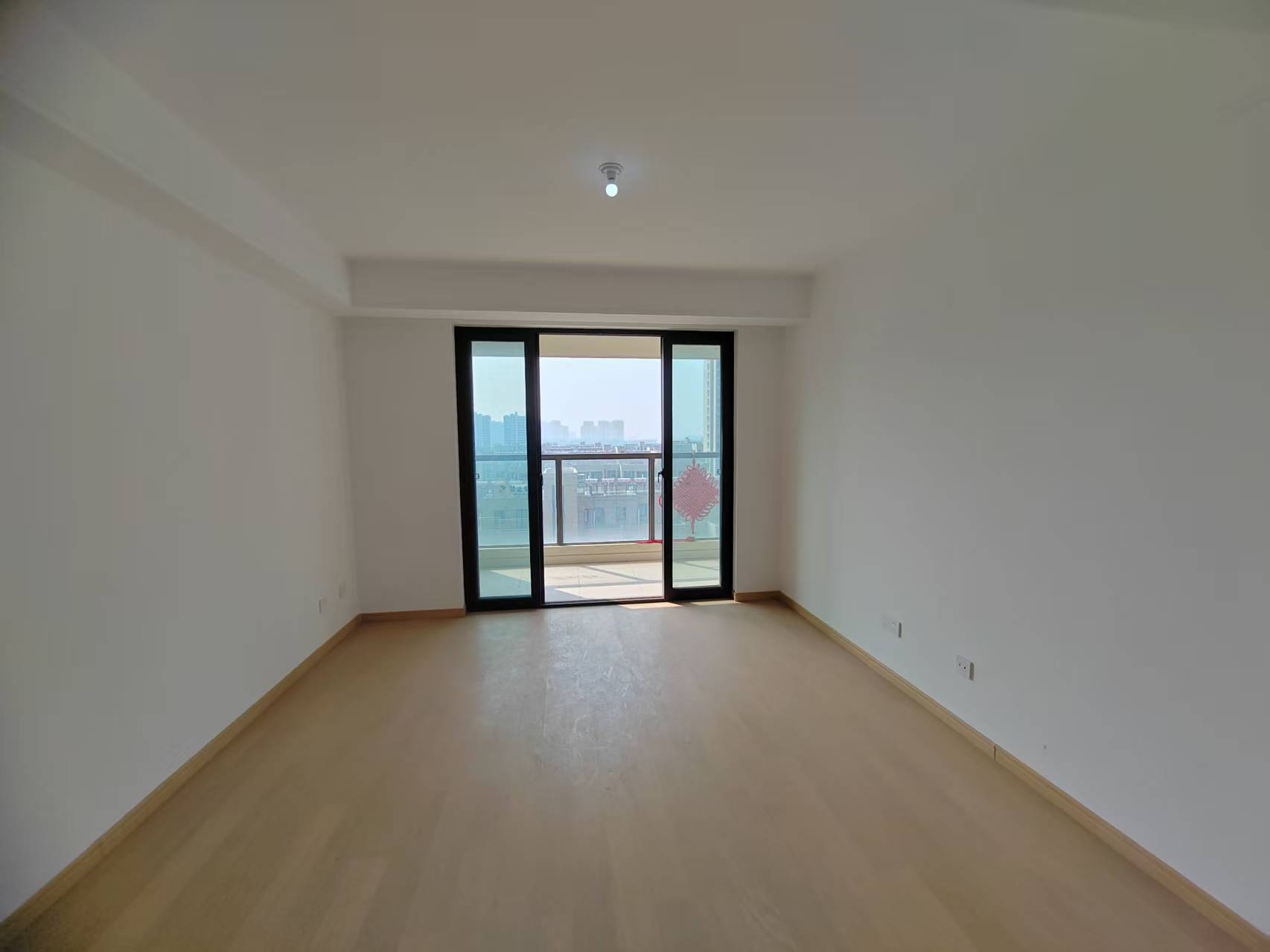 时光漫城 3室2厅1卫 92.00m²