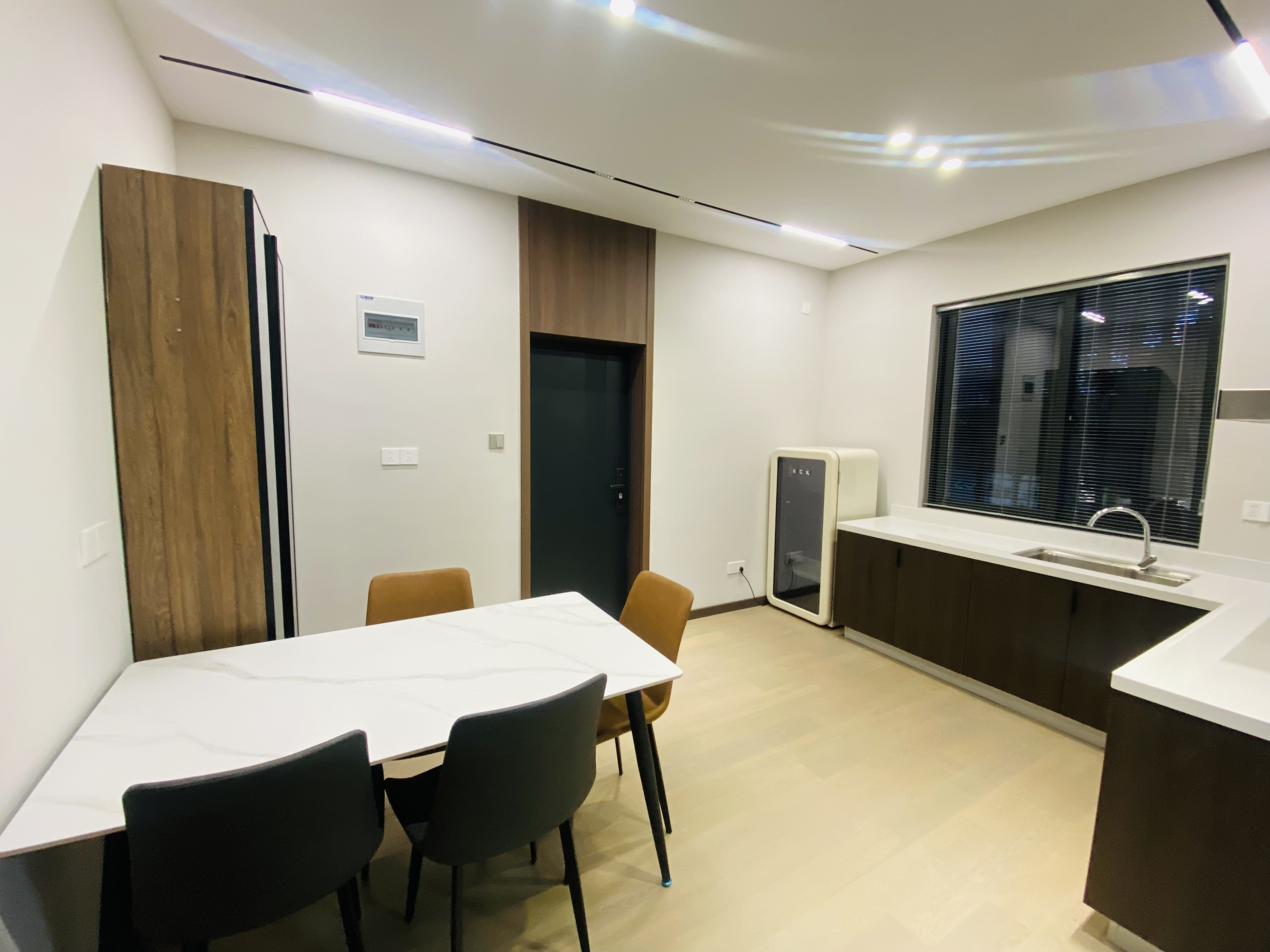 任港路2号 2室1厅1卫 61m&sup2;