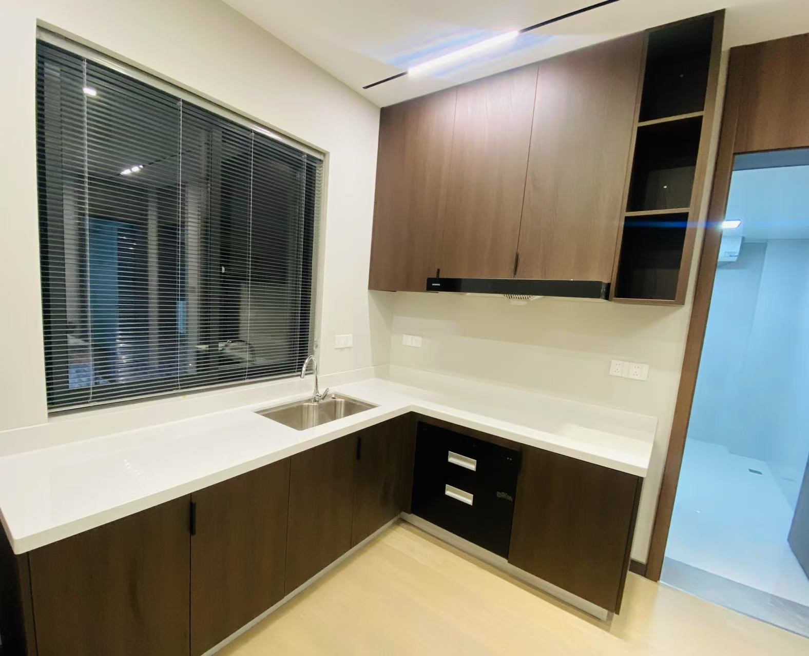 任港路2号 2室1厅1卫 61m&sup2;