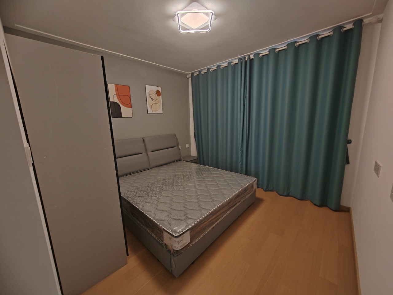 时光漫城 3室2厅2卫 124m&sup2;