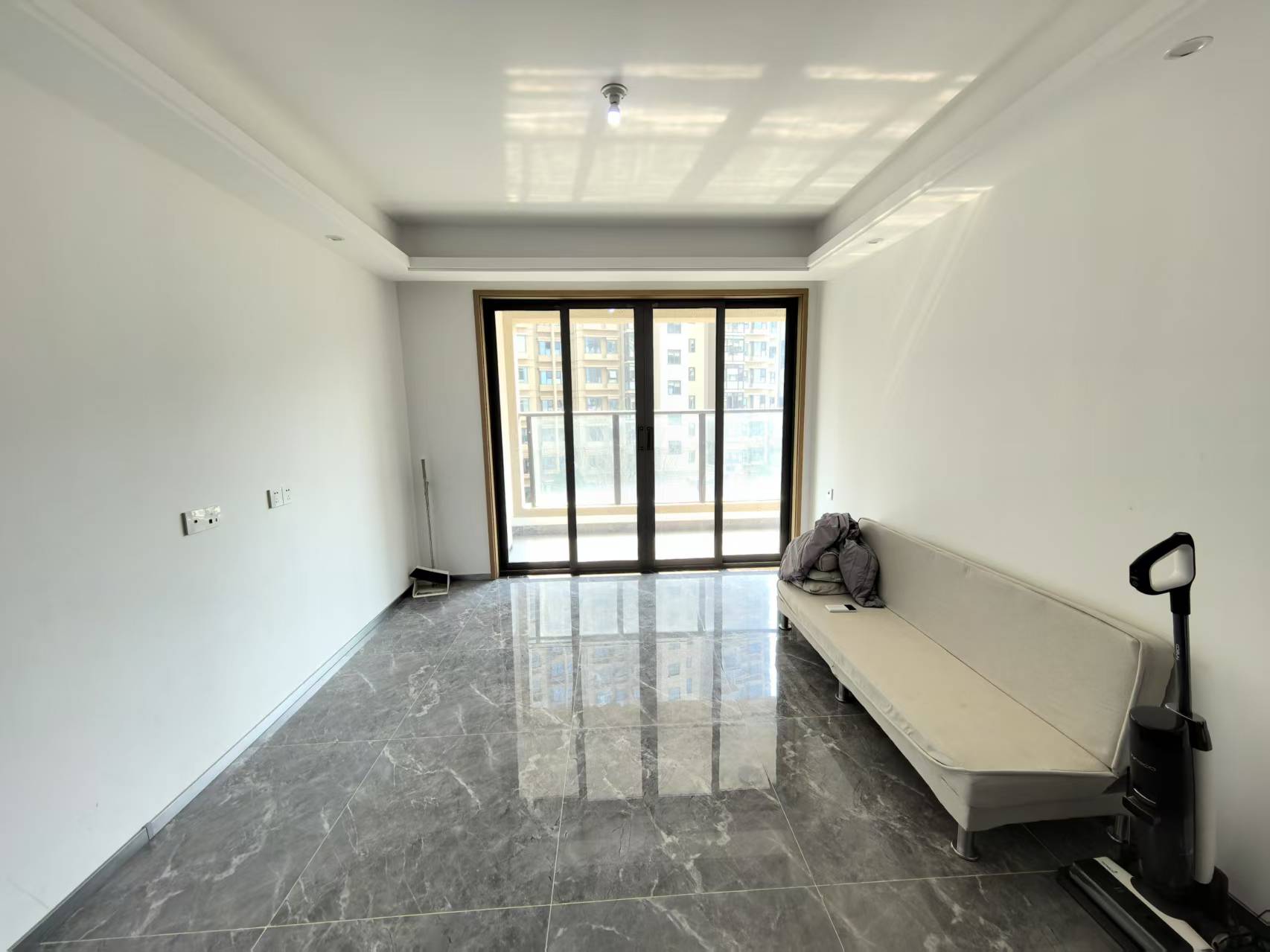 湖悦云境 3室2厅2卫 110.27m²
