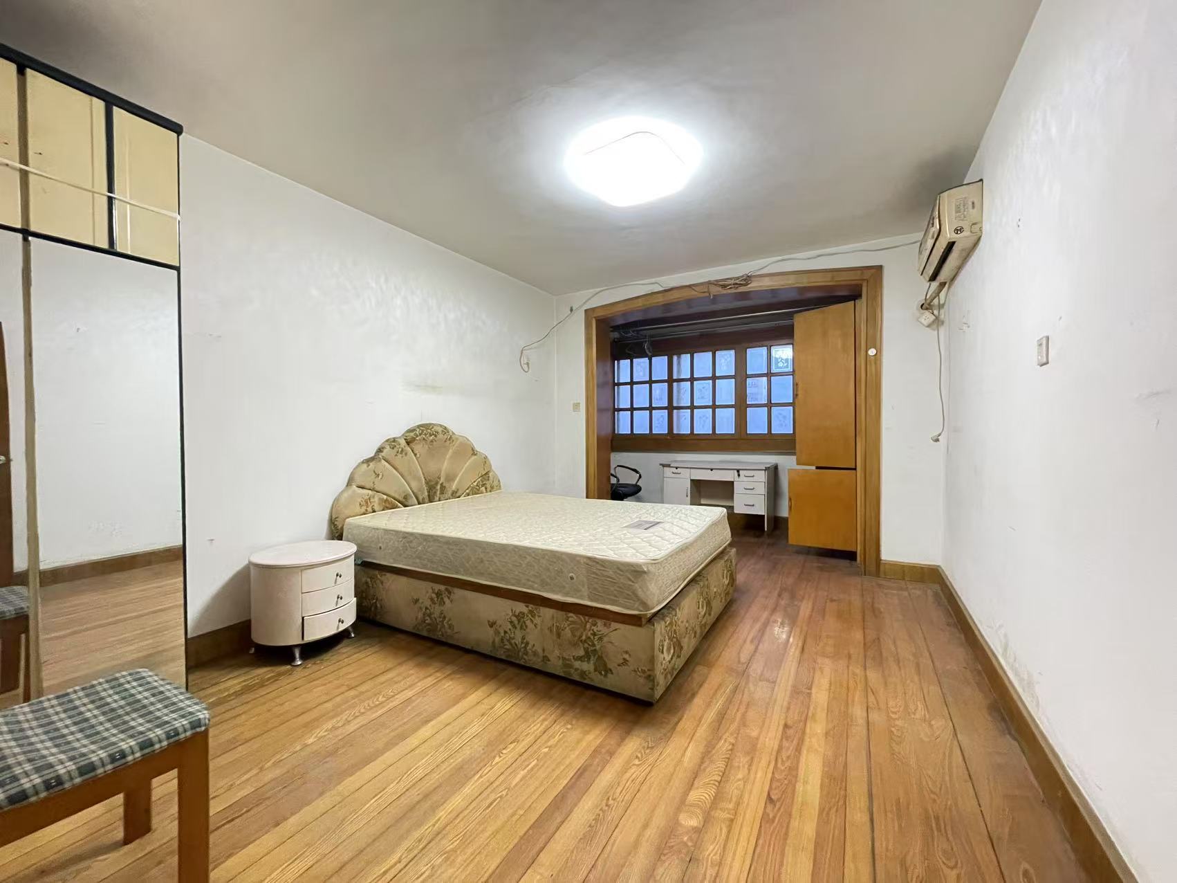濠西园 3室2厅1卫 123.80m&sup2;