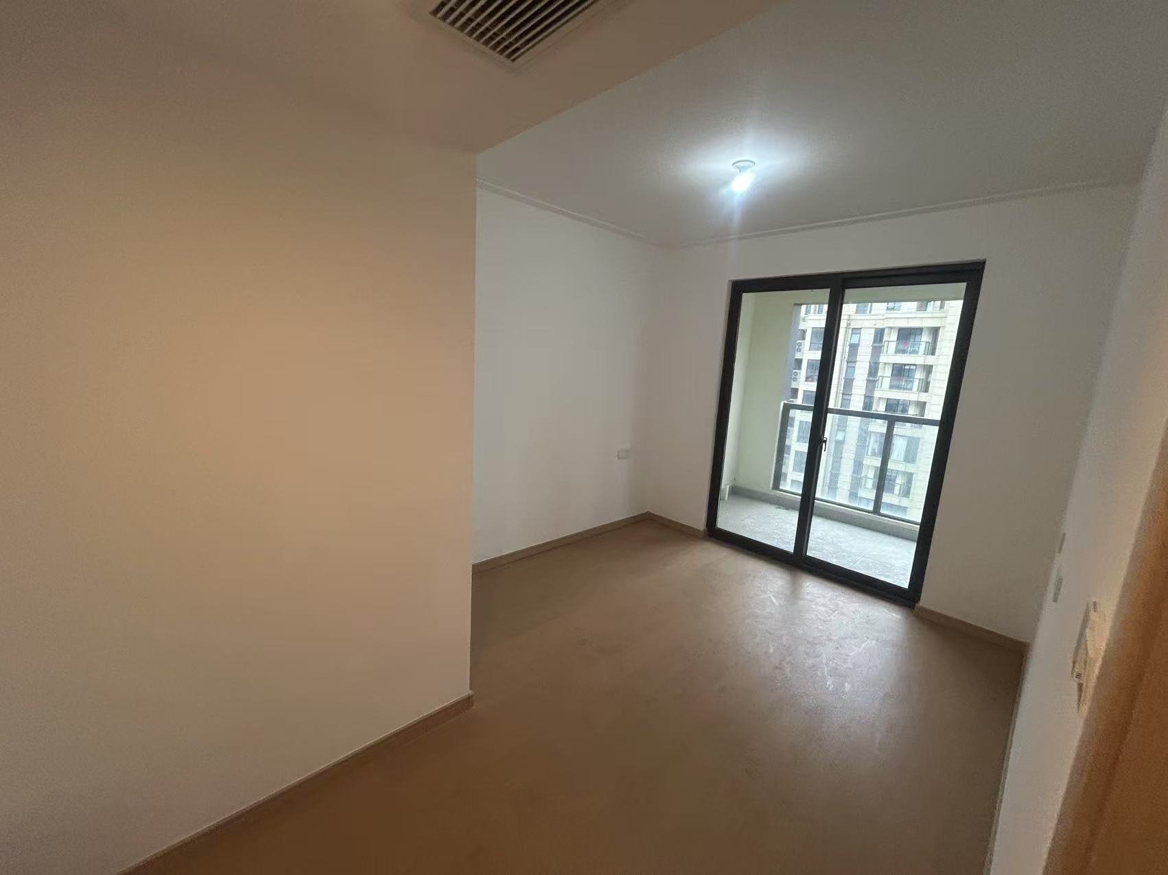 时光漫城 3室2厅2卫 112.81m&sup2;