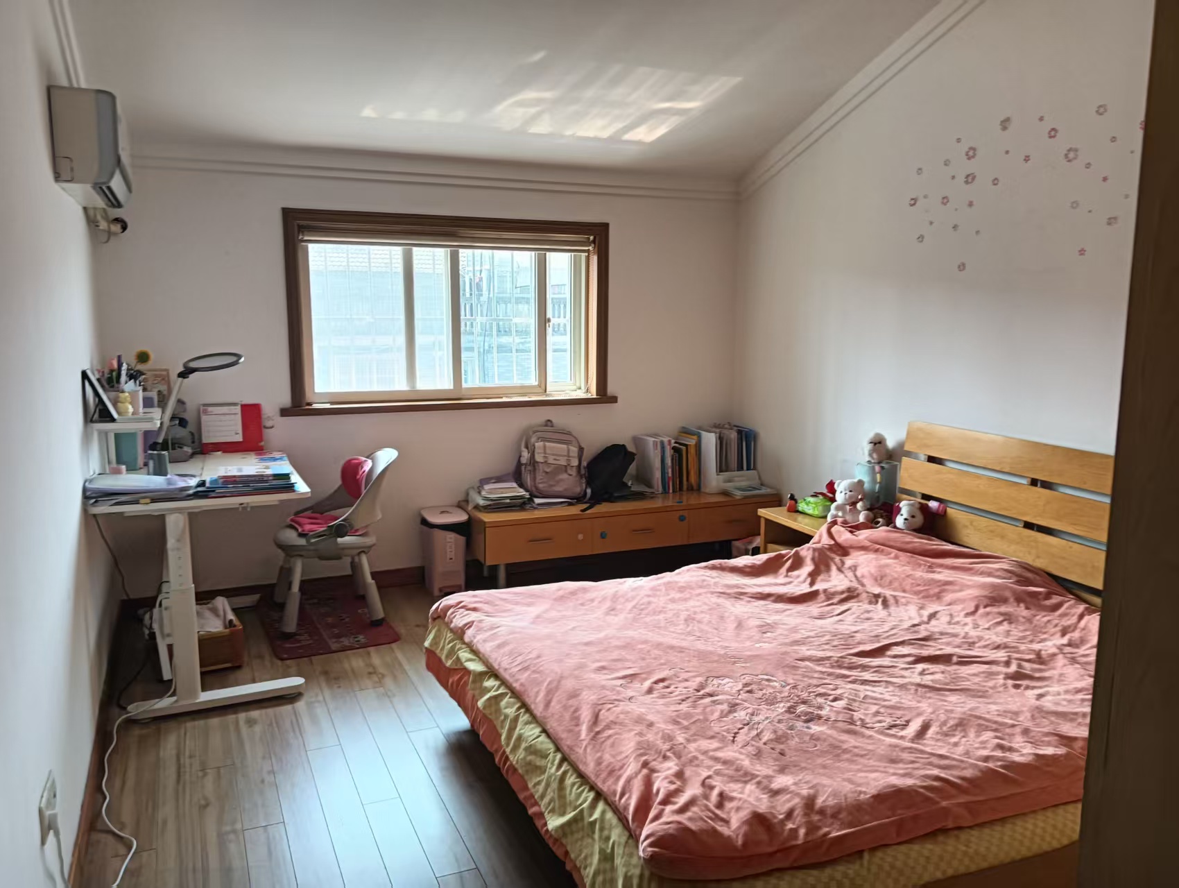五山花苑 3室2厅1卫 151.50m&sup2;