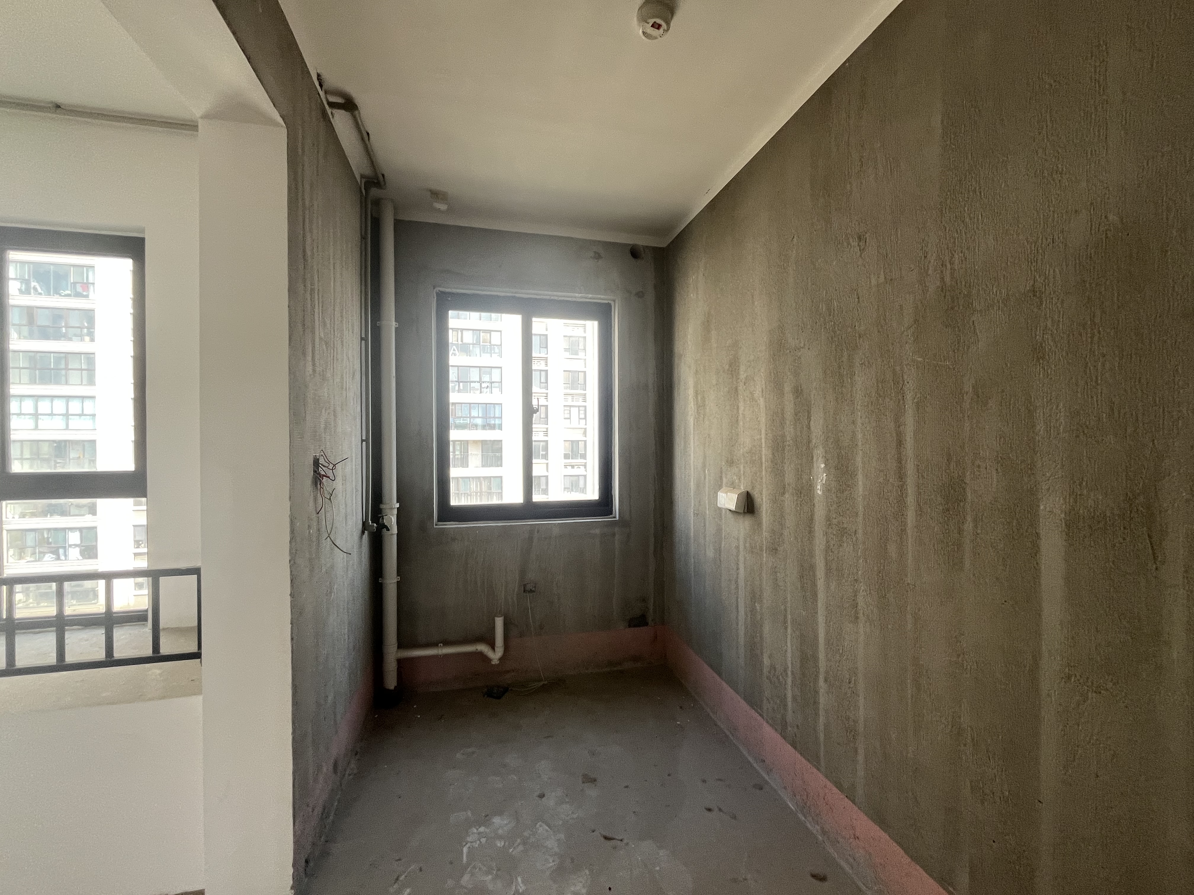 中南君悦府 4室2厅2卫 129m&sup2;
