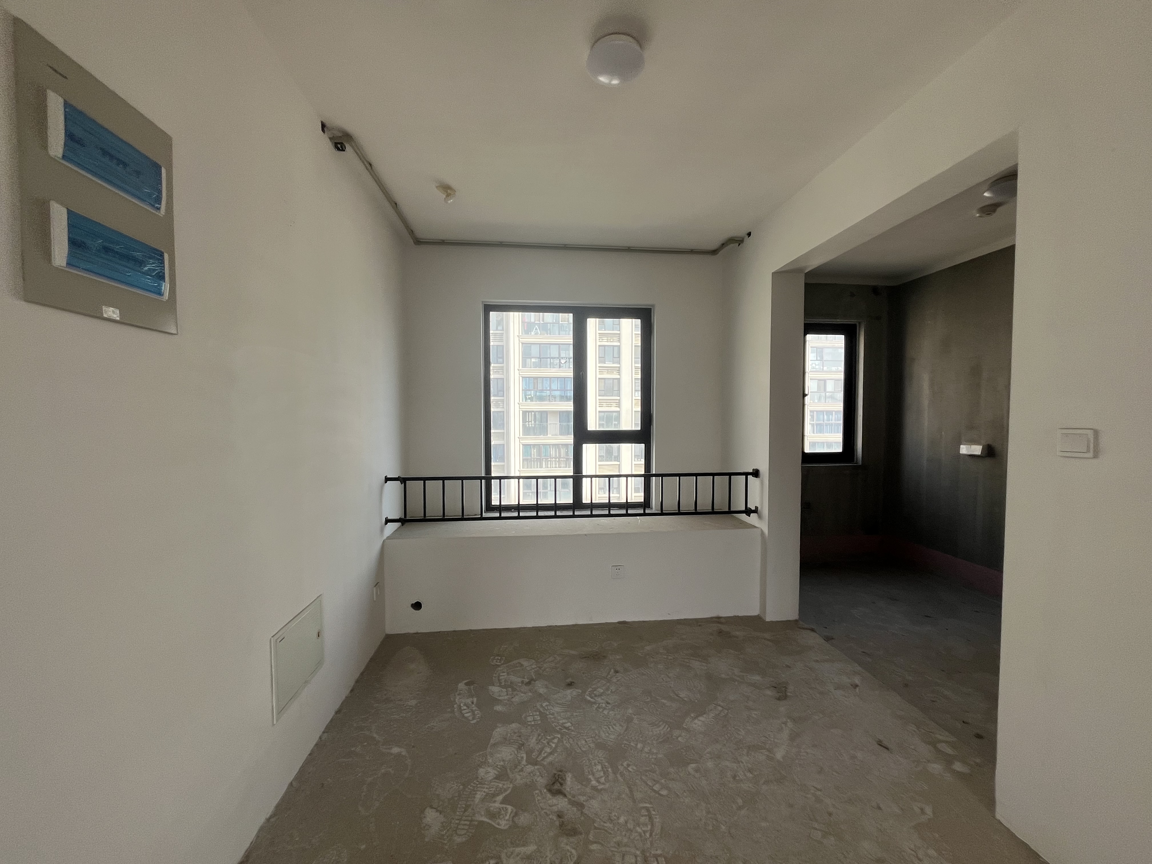 中南君悦府 4室2厅2卫 129m²
