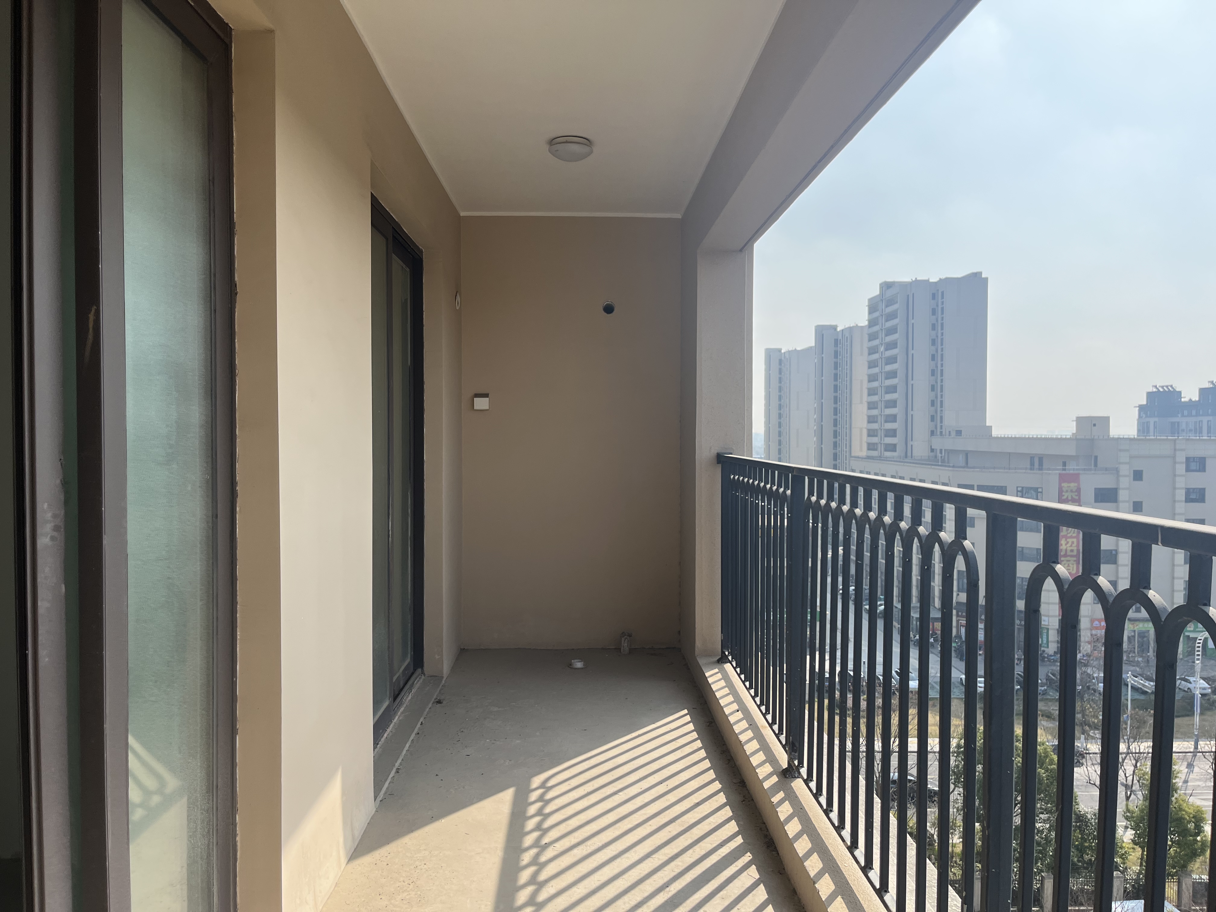 中南君悦府 4室2厅2卫 129m&sup2;