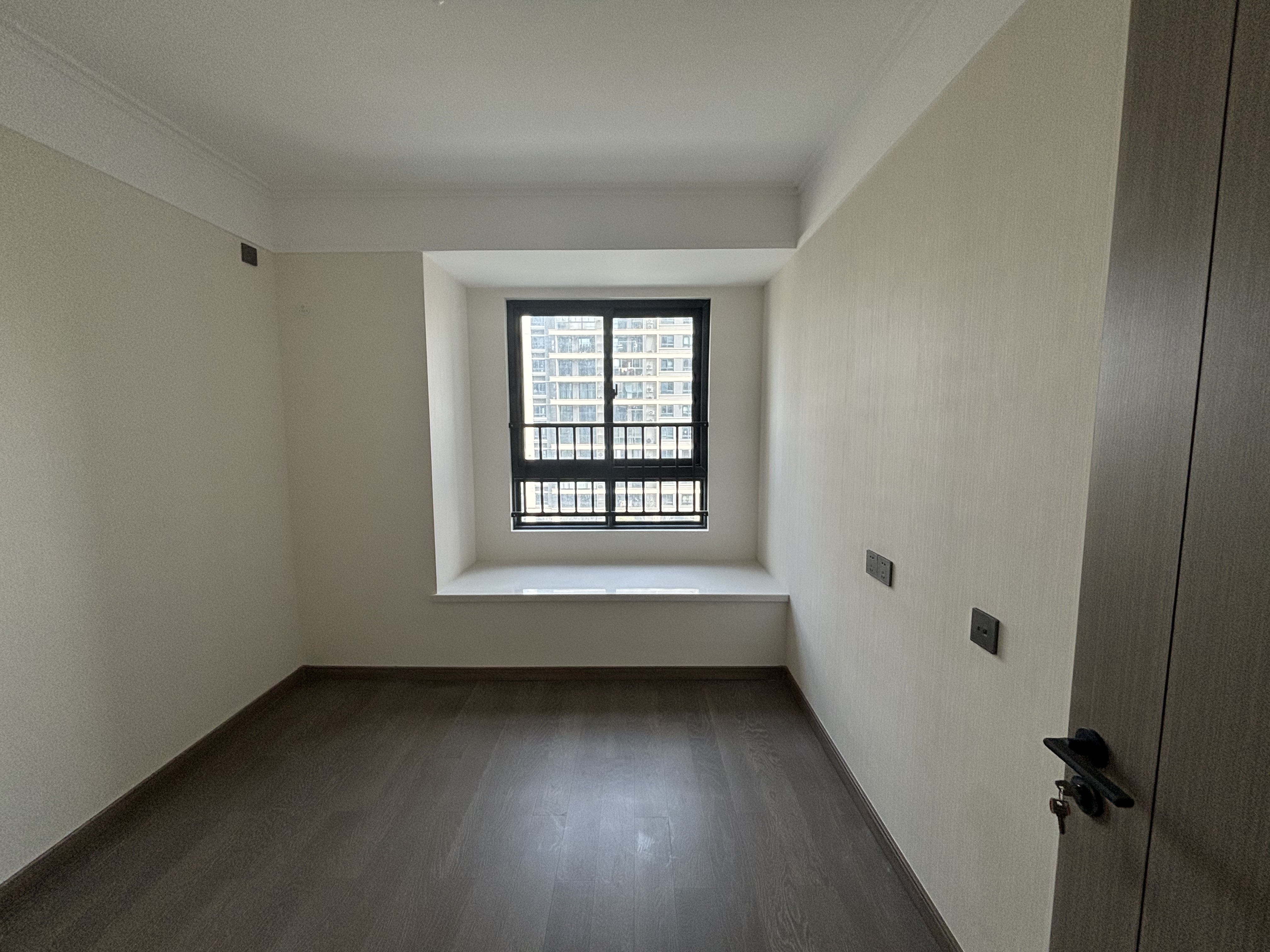 万科未来之光 3室2厅2卫 112m&sup2;