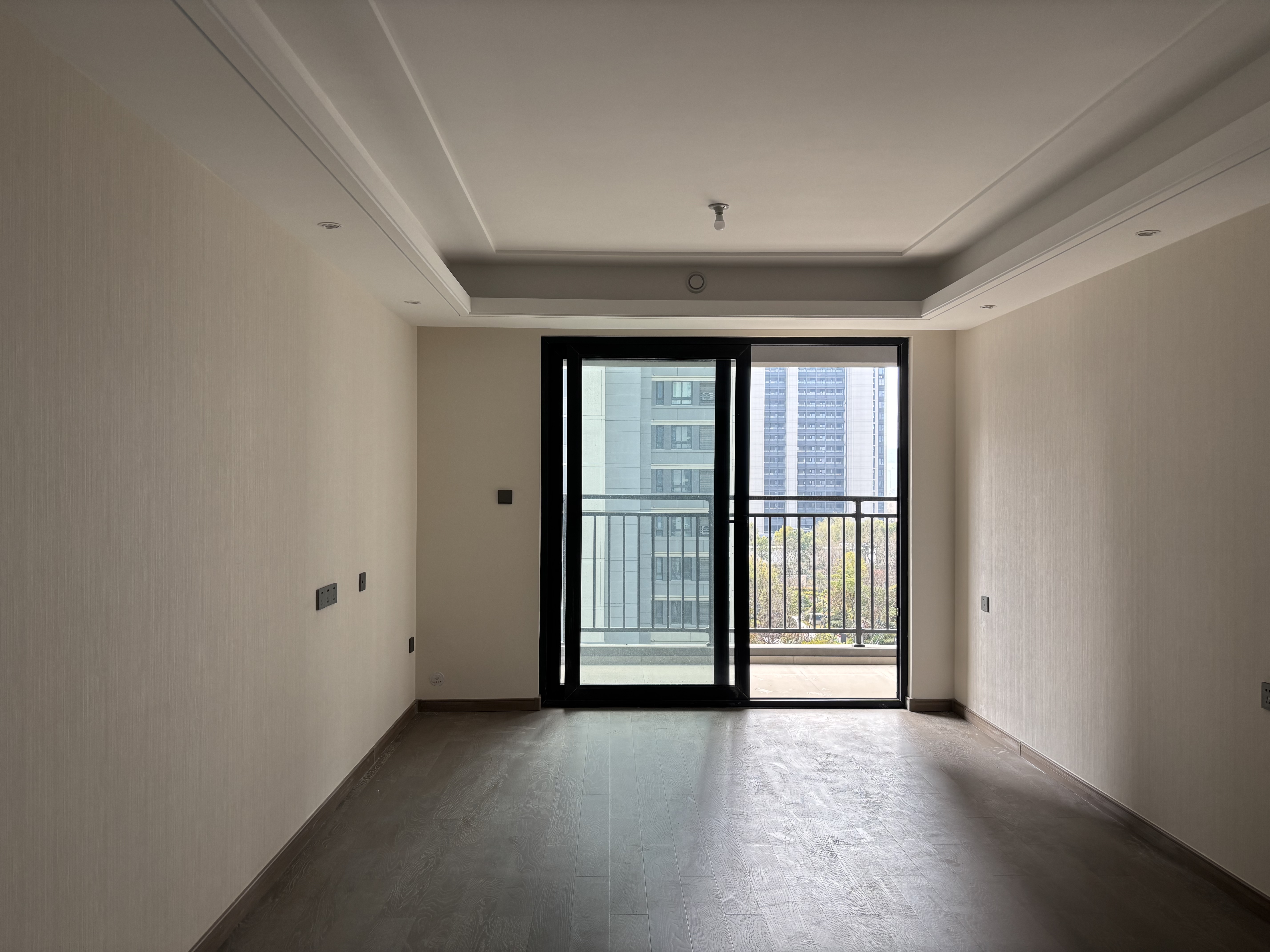 万科未来之光 3室2厅2卫 112m²