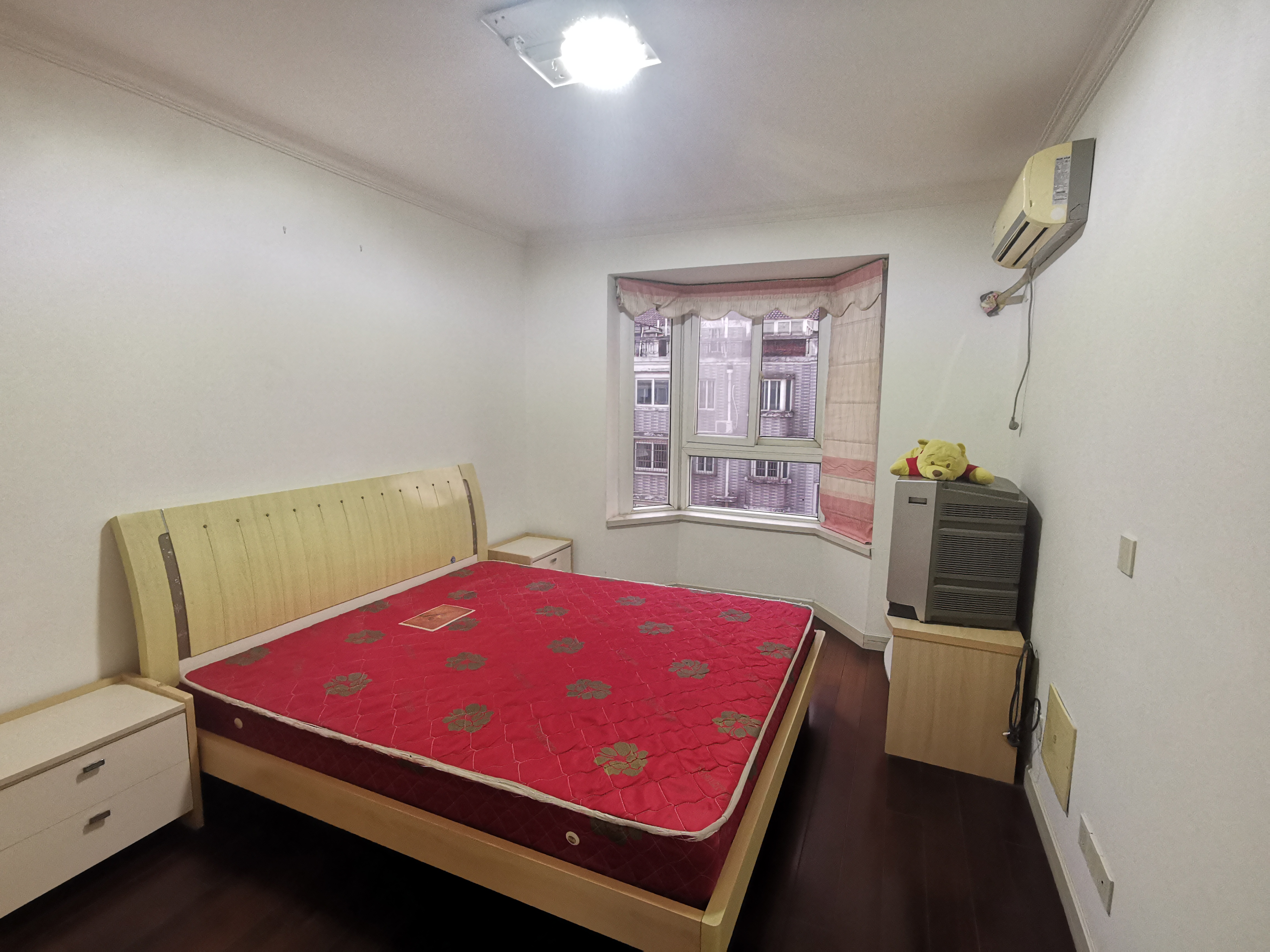 小石桥花苑 5室3厅2卫 183.84m&sup2;