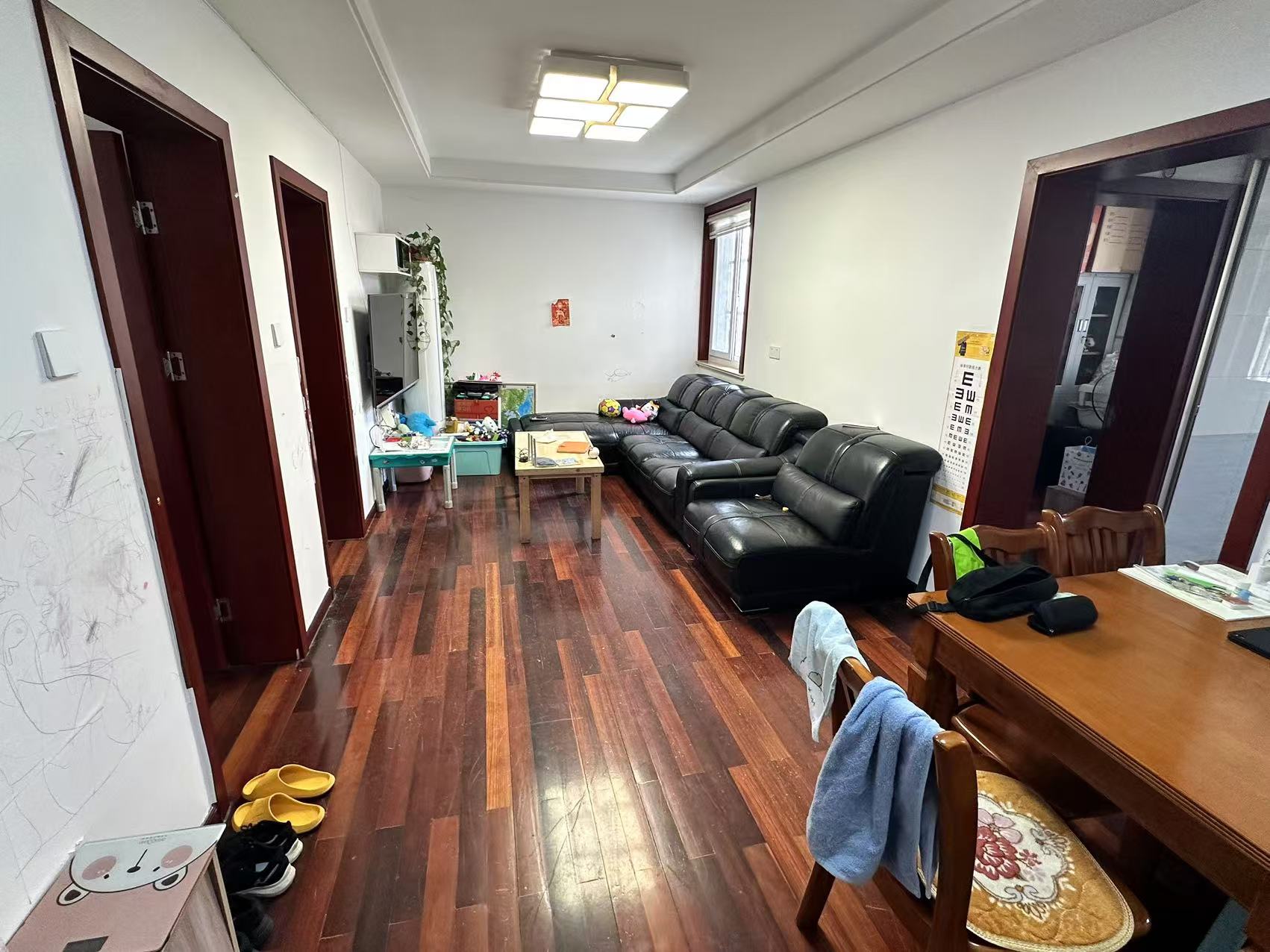 教育新村 2室2厅1卫 90m²
