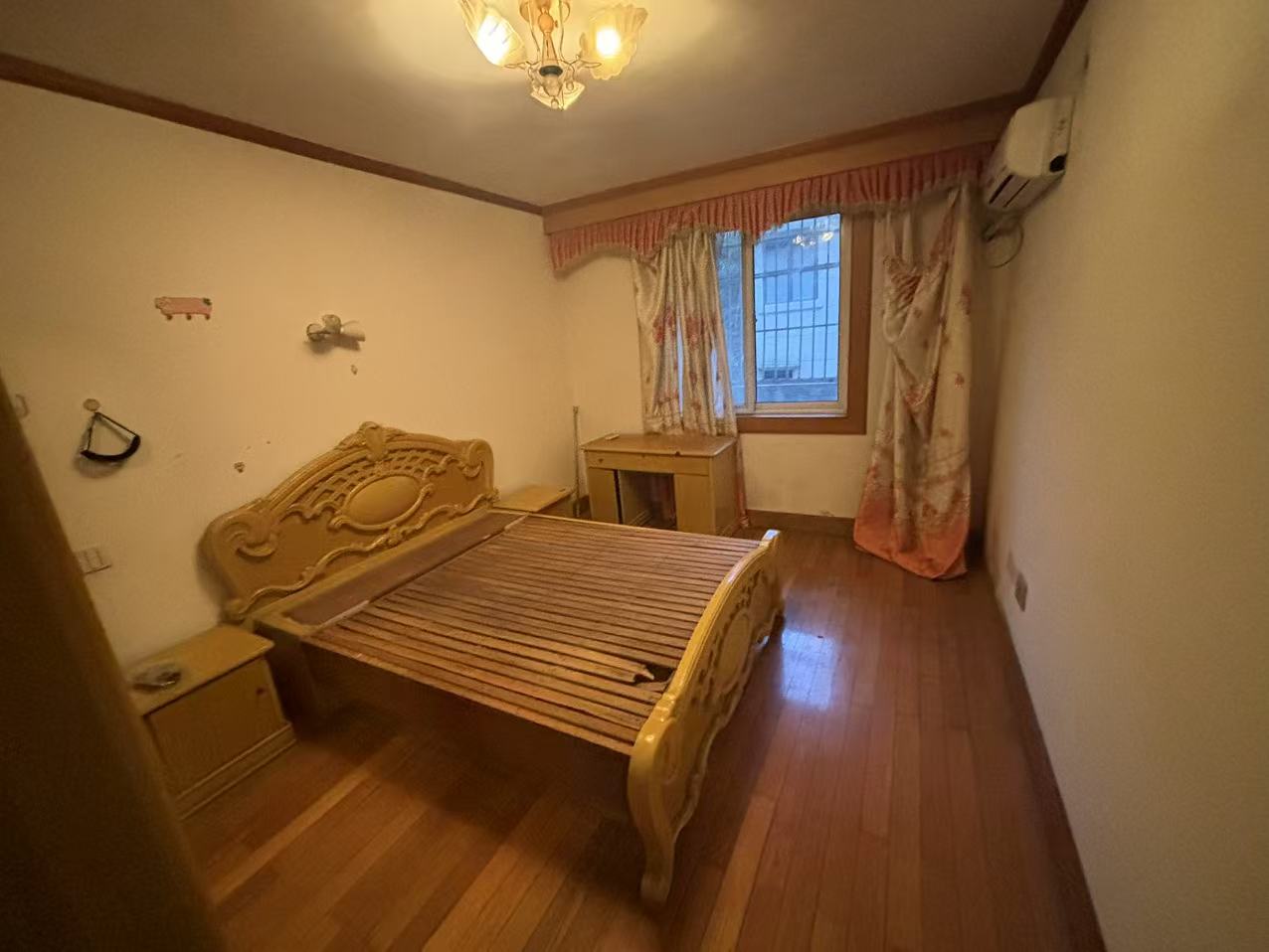 学田北苑 3室2厅1卫 115m&sup2;