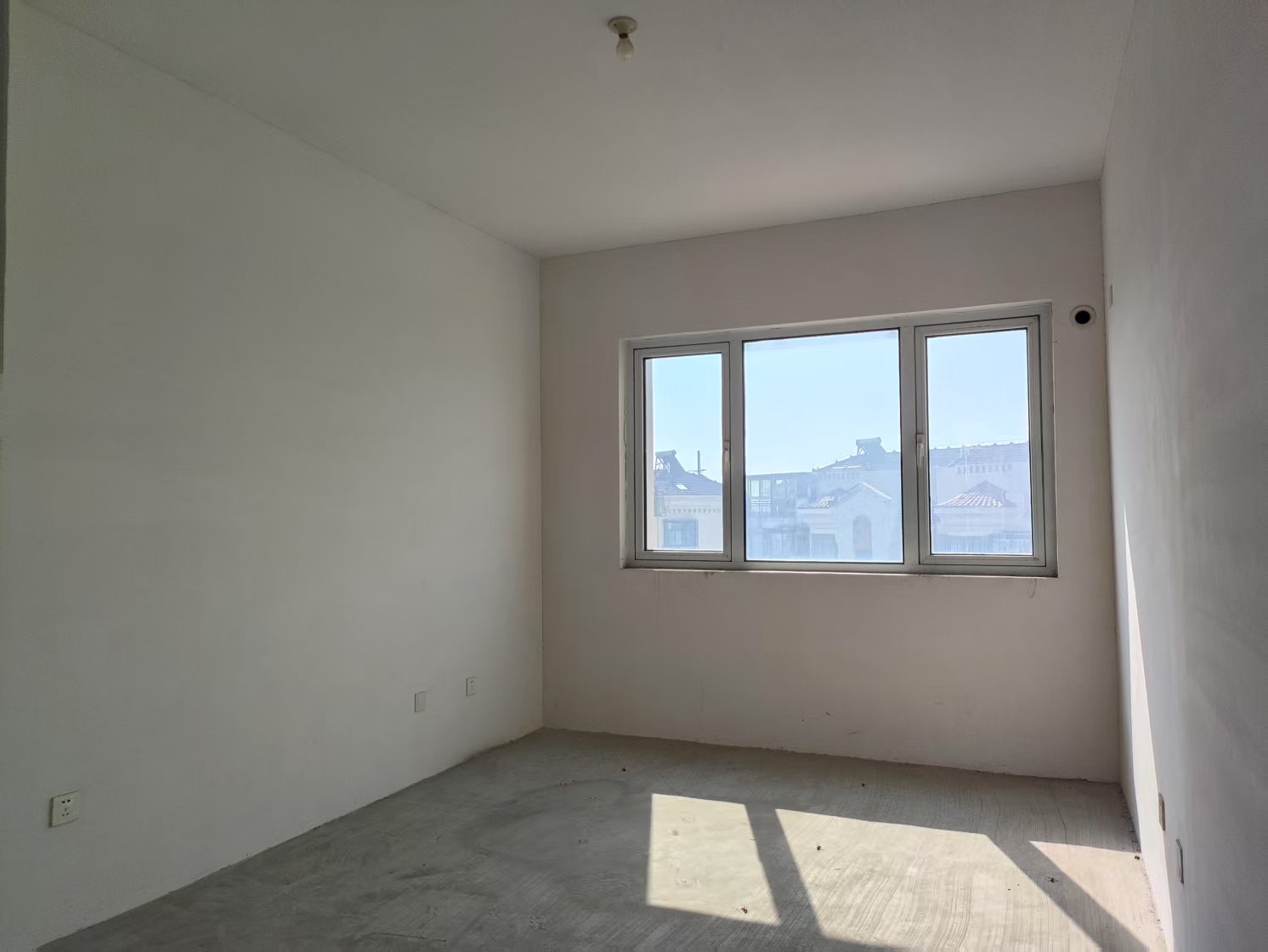军山花园 6室2厅2卫 179m&sup2;