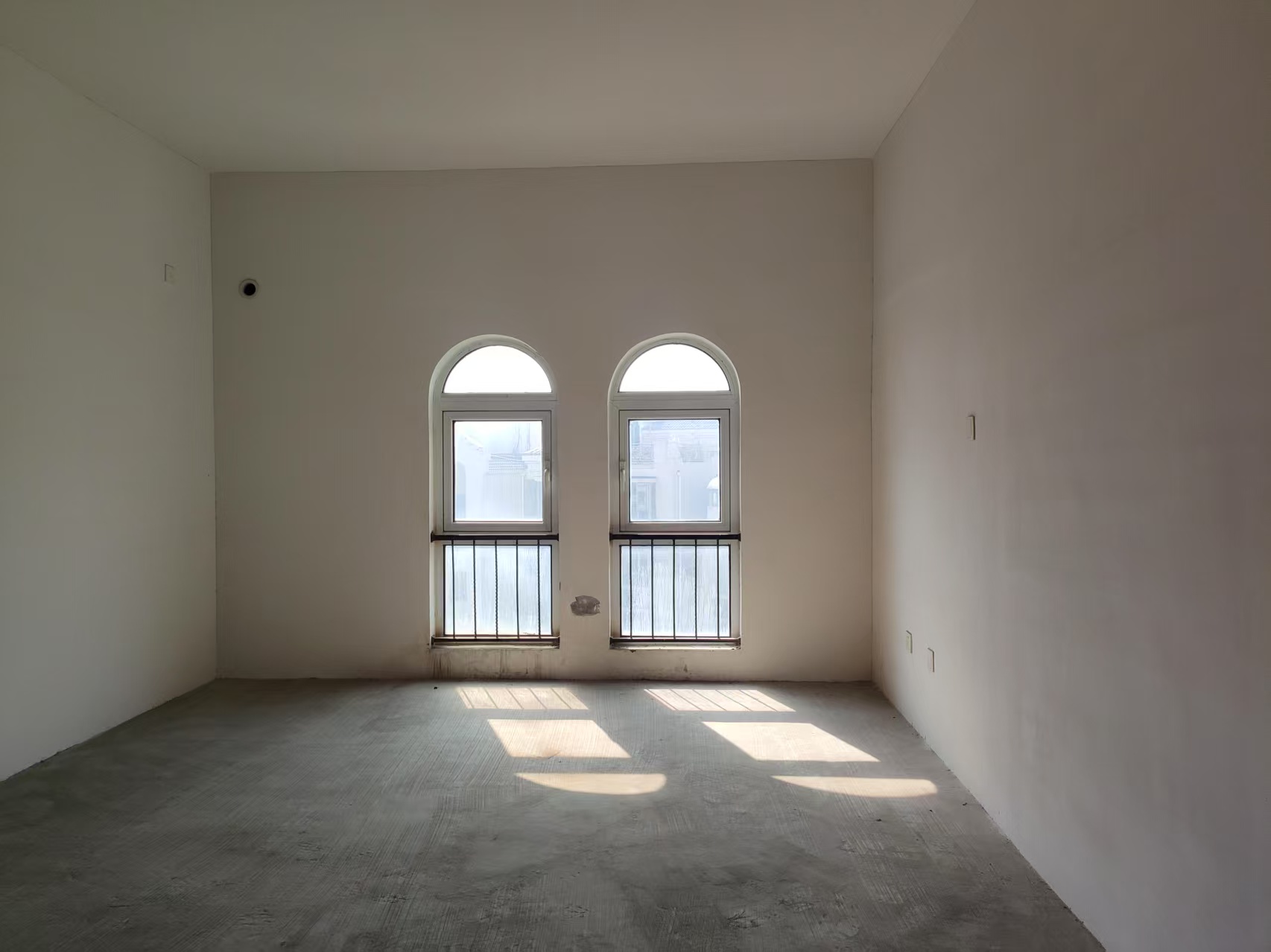 军山花园 6室2厅2卫 179m&sup2;