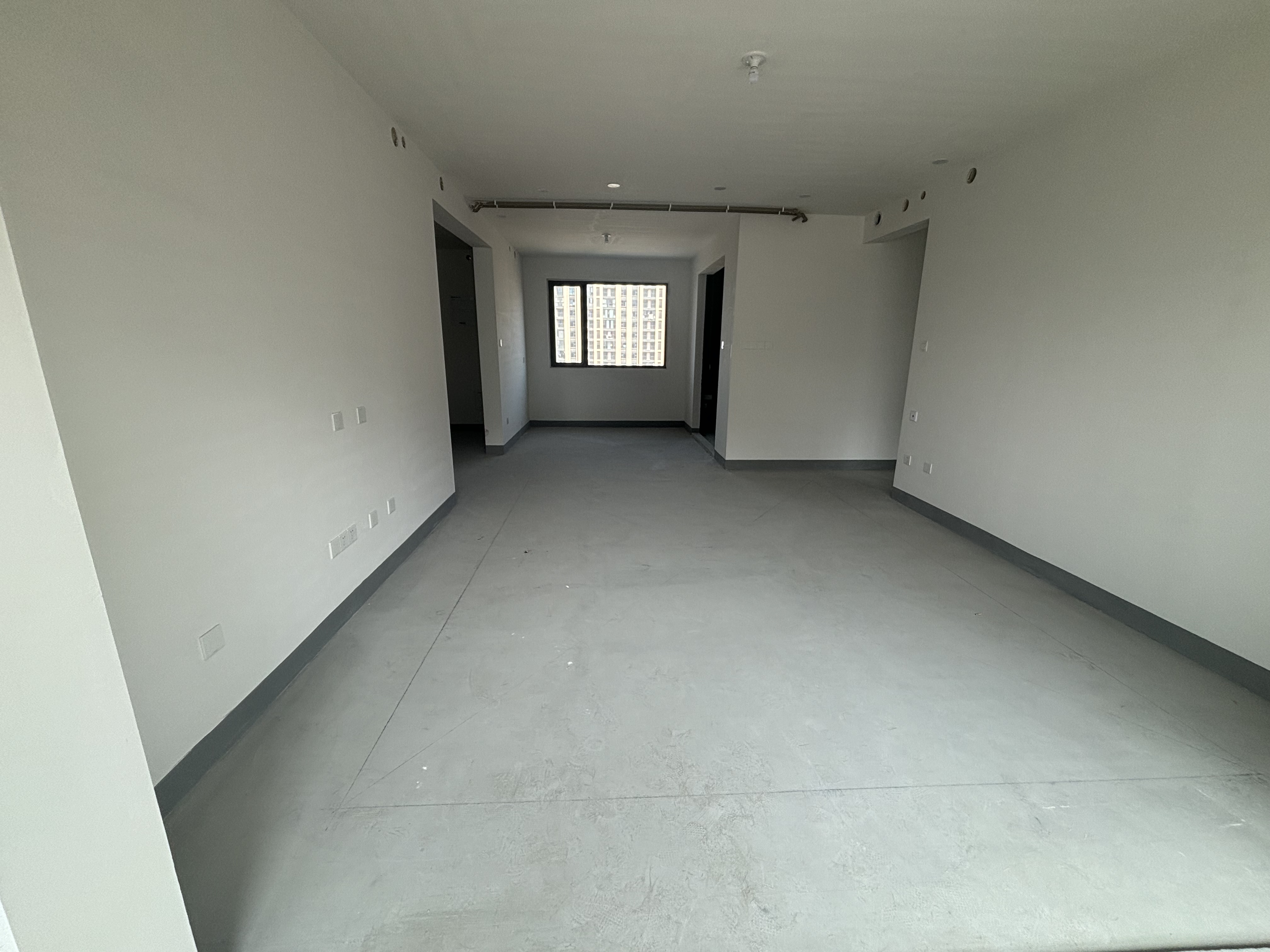 建发御珑湾 4室2厅2卫 143m²