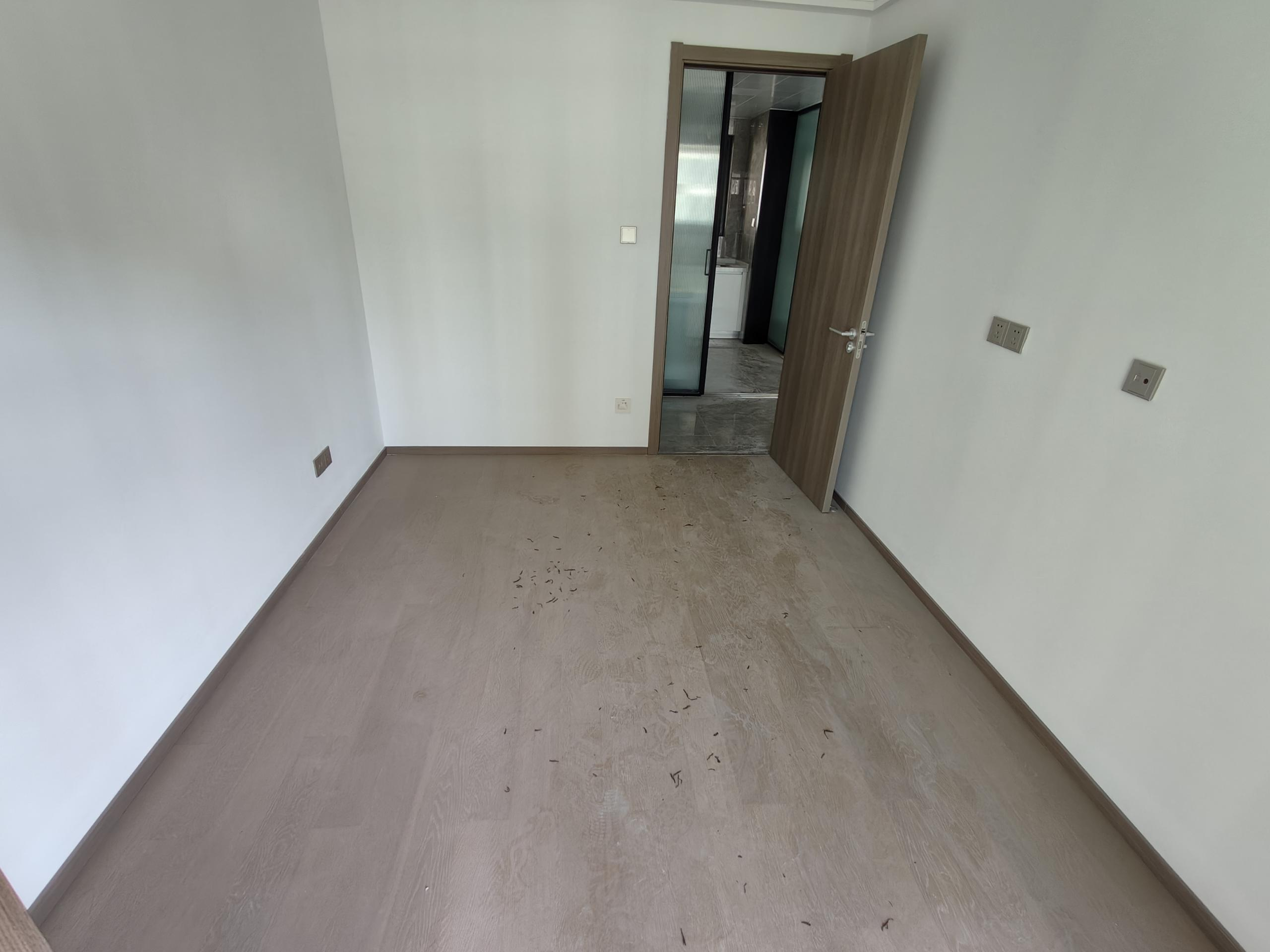 华禧铭苑 3室2厅1卫 102m&sup2;