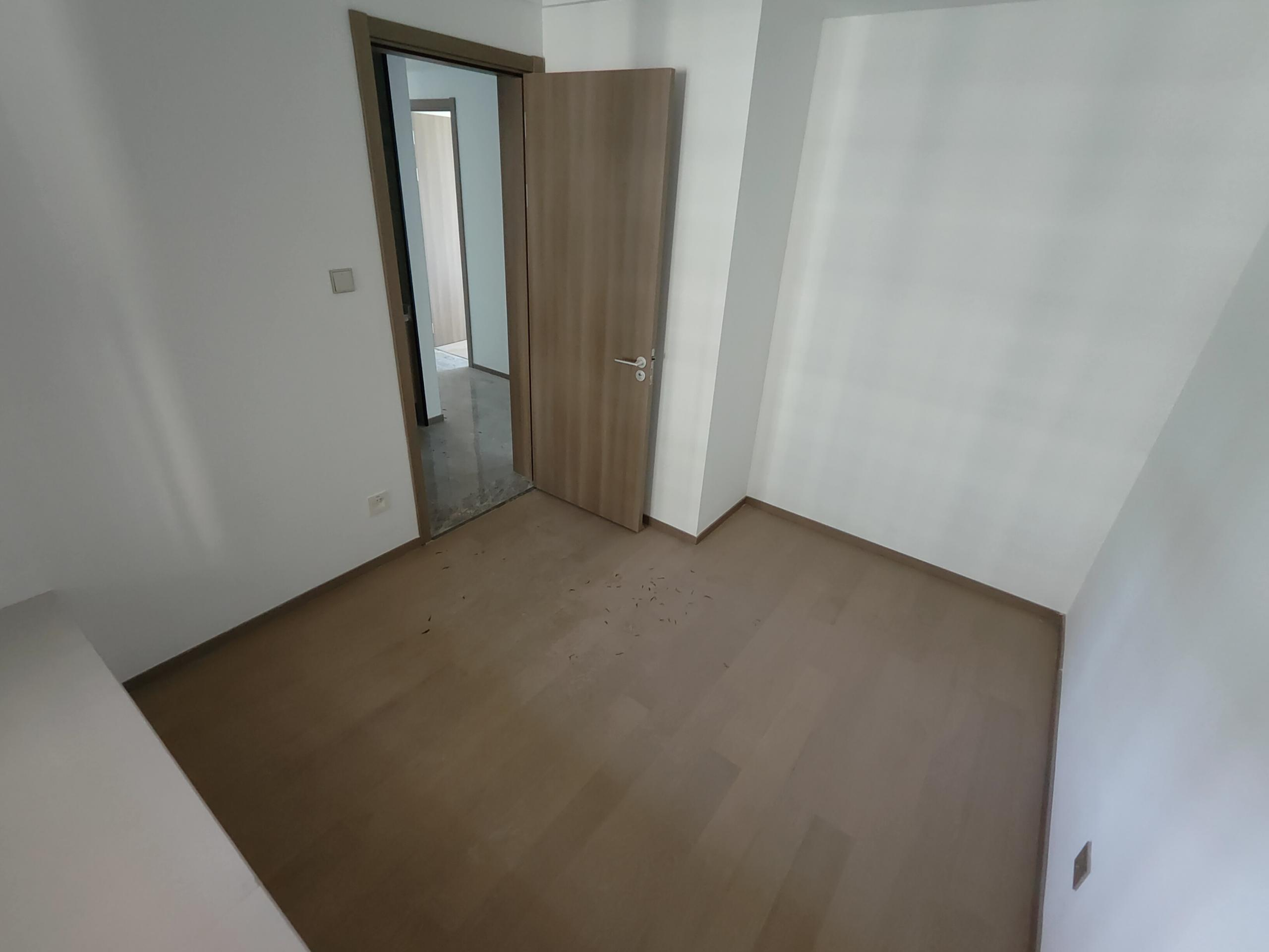 华禧铭苑 3室2厅1卫 102m&sup2;