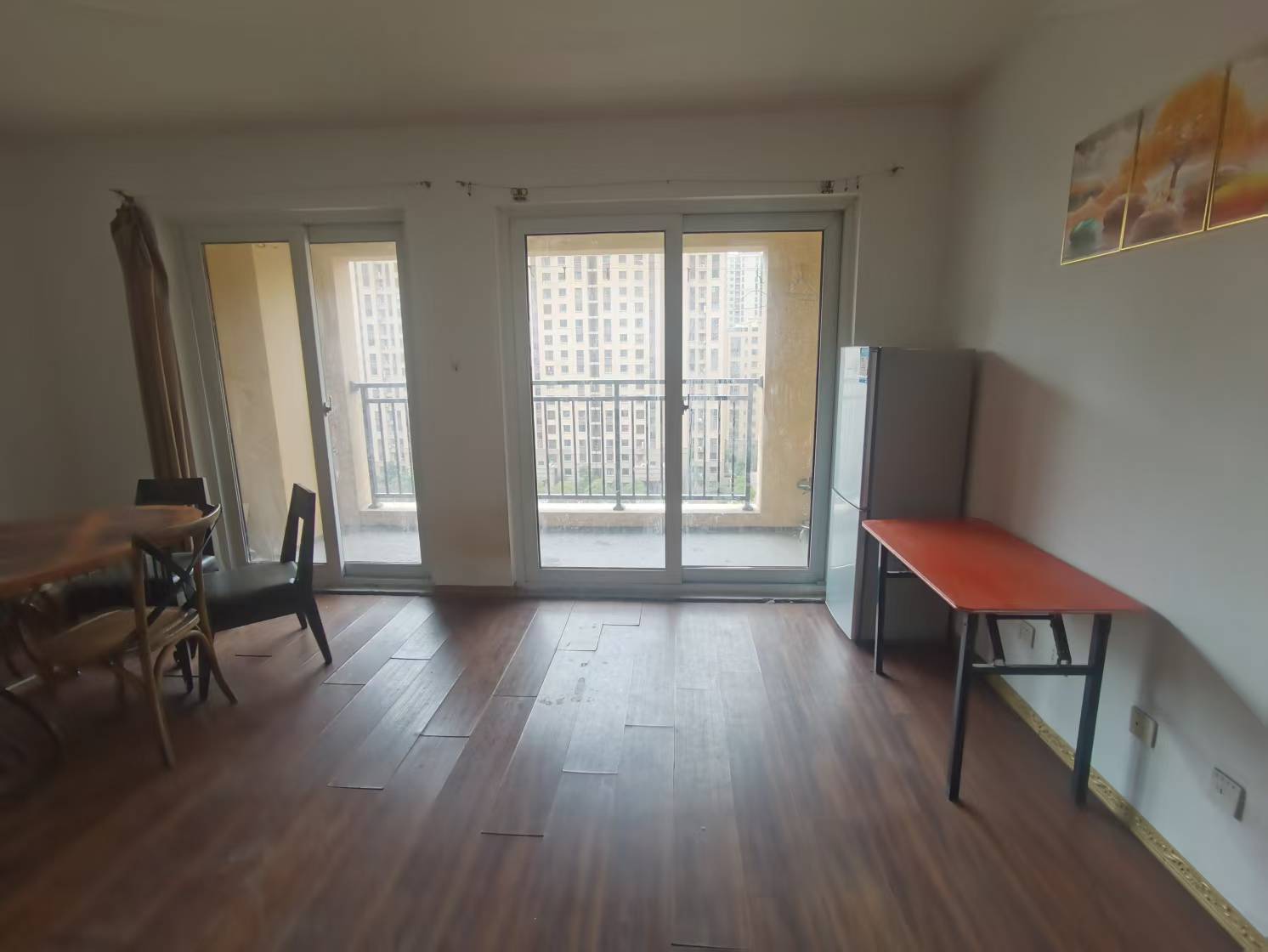 世茂九龙庭 3室2厅2卫 101.00m²