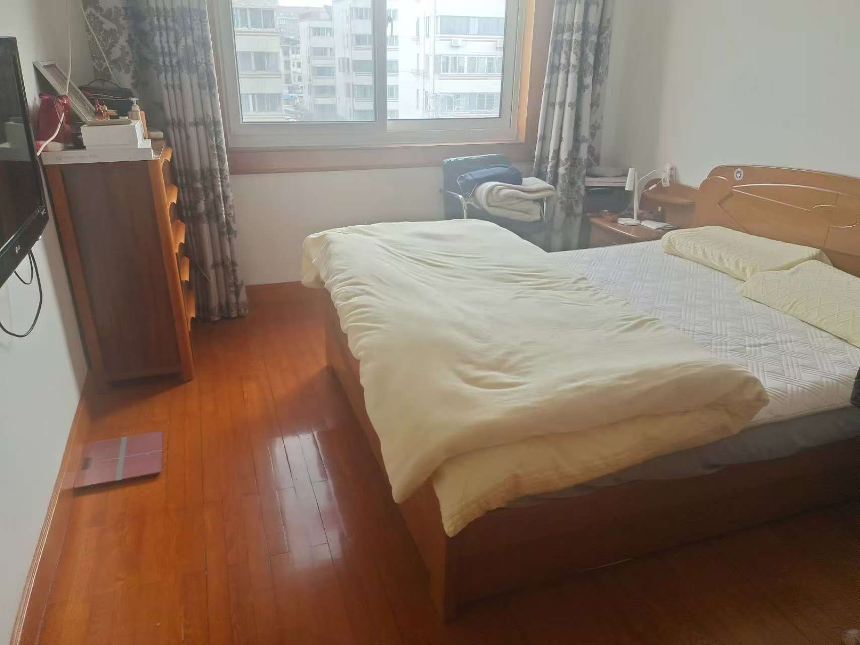 北濠桥东村 4室1厅1卫 102.00m&sup2;