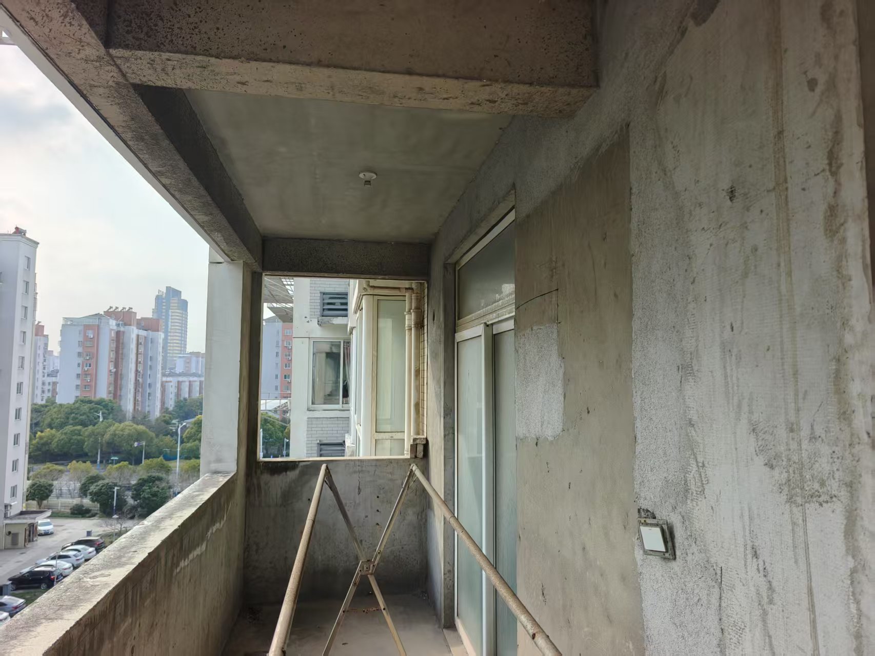 金霞东苑 3室2厅2卫 135m&sup2;