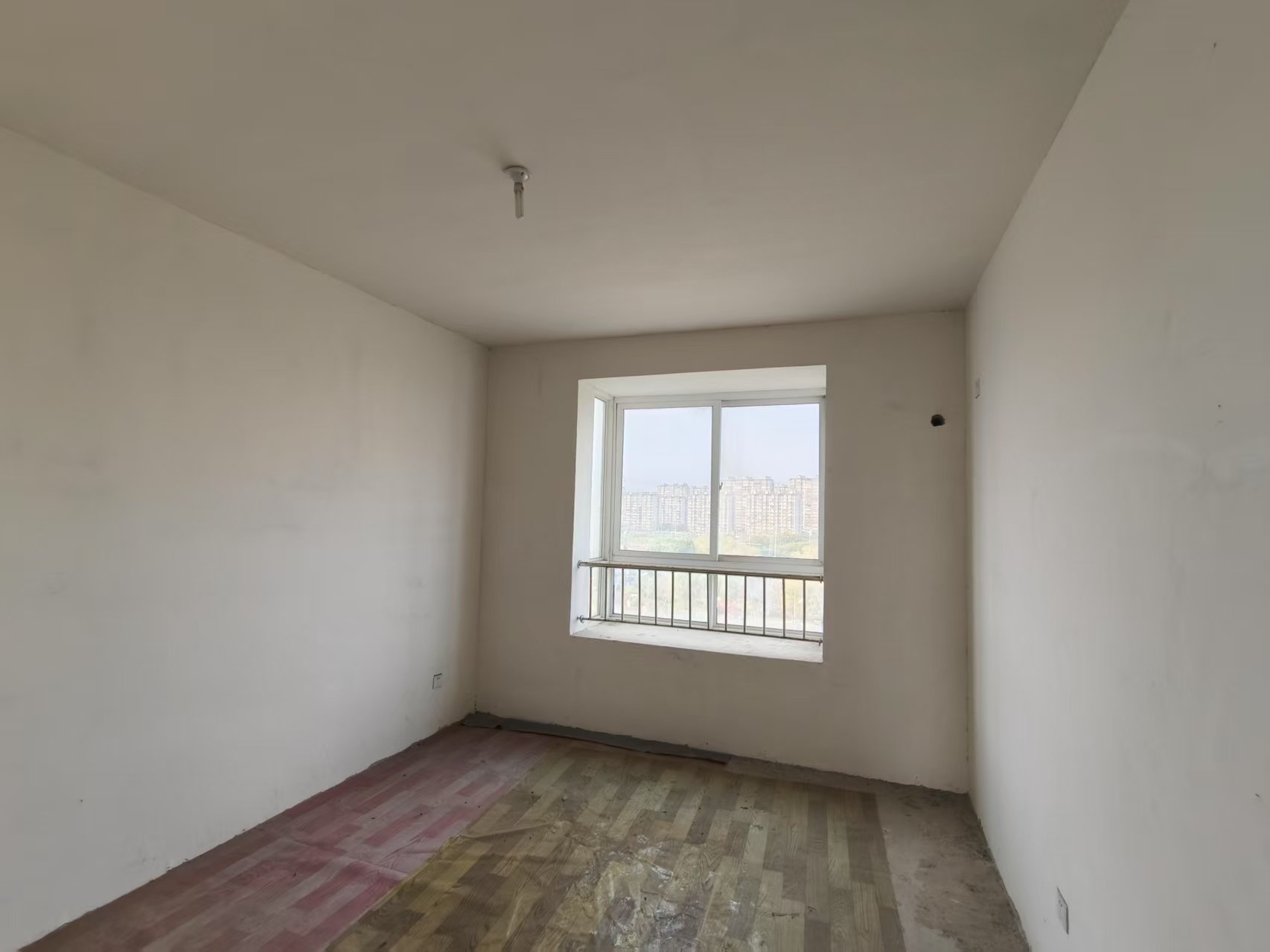 金霞东苑 3室2厅2卫 135m&sup2;