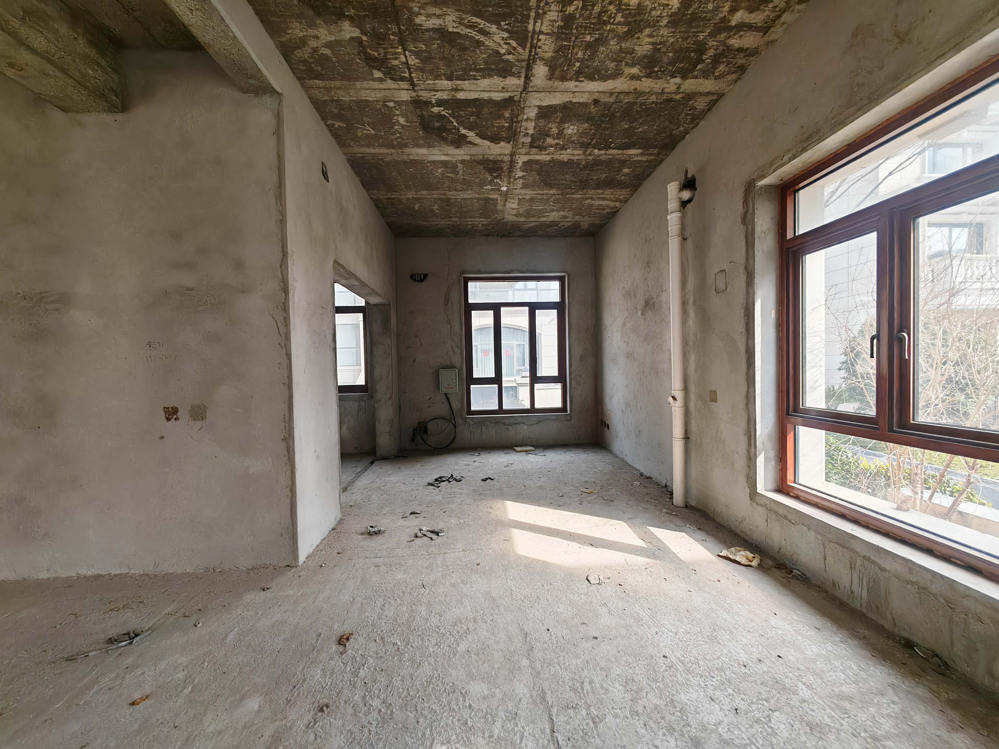 上善居西区 6室3厅3卫 698m²