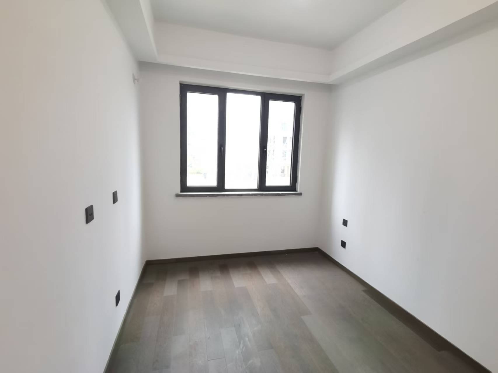 都会沁园 4室2厅2卫 149.9m&sup2;