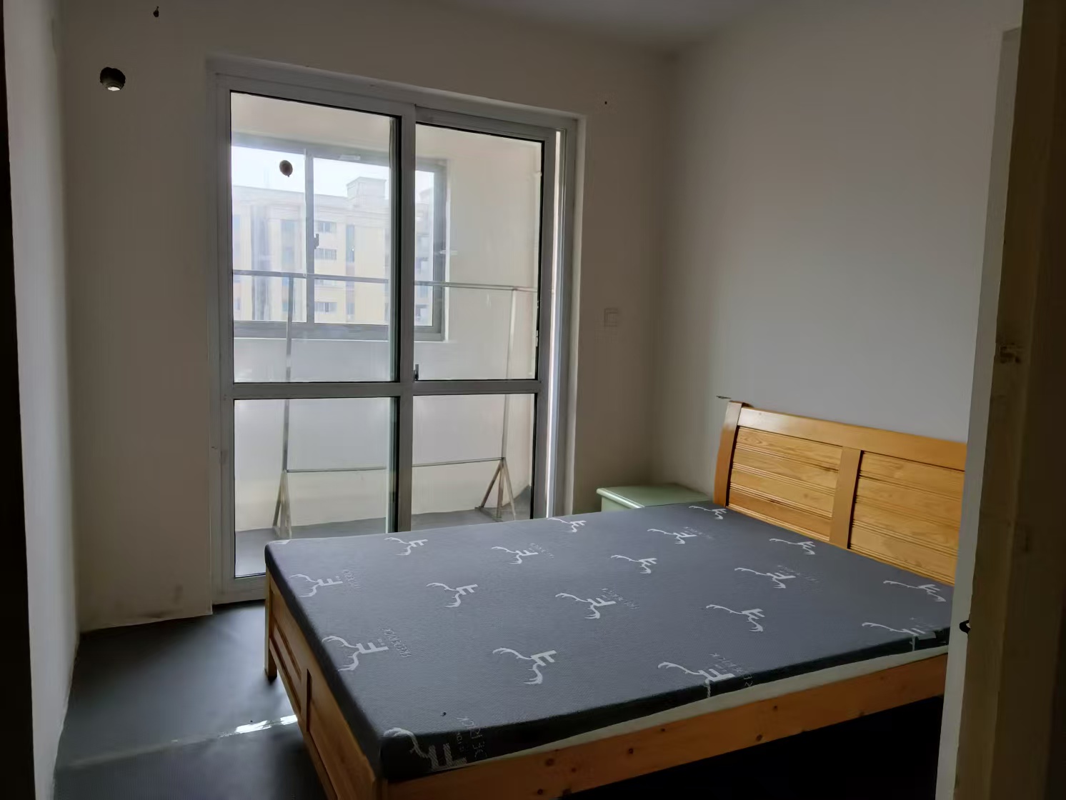 世濠花园 3室2厅1卫 92.56m&sup2;