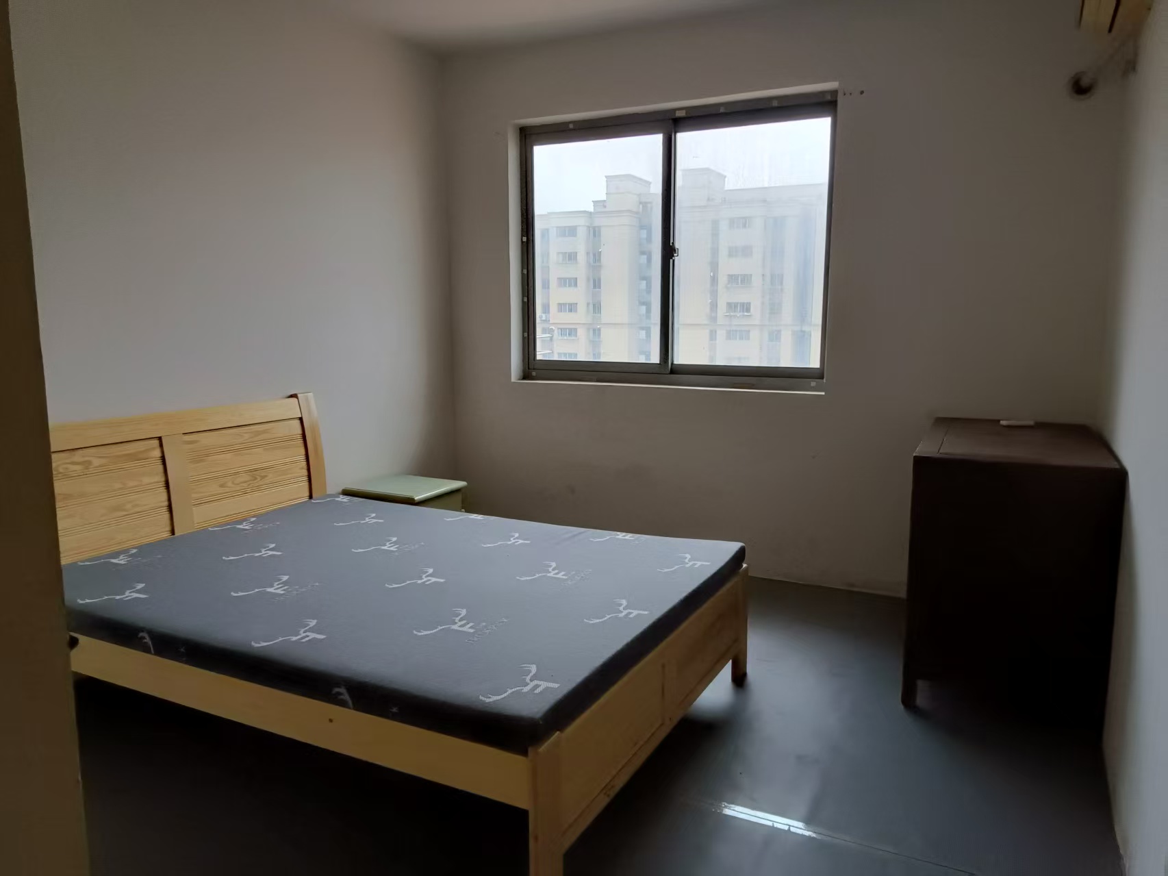世濠花园 3室2厅1卫 92.56m&sup2;