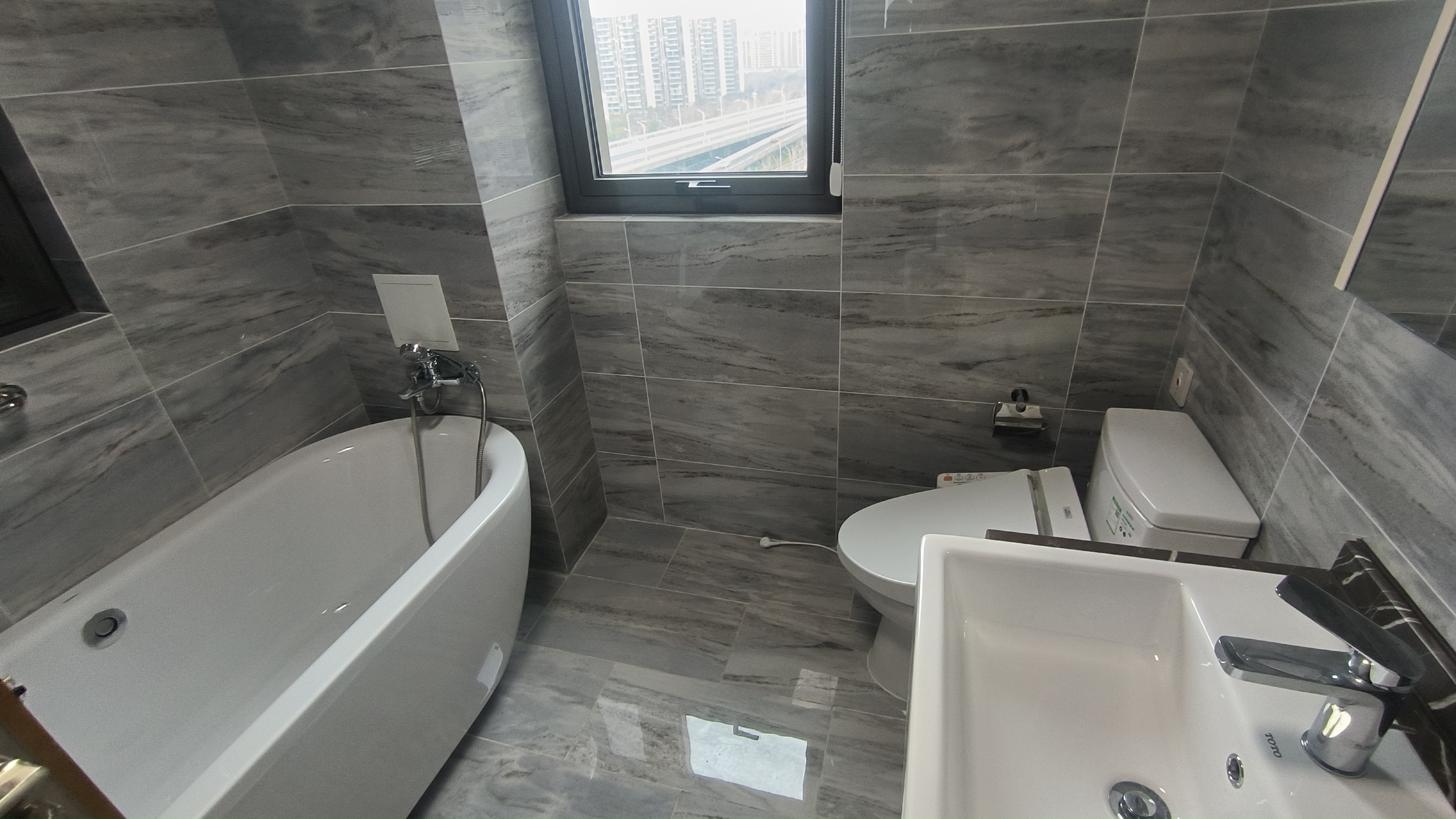 远创东樾 4室2厅3卫 153.71m&sup2;