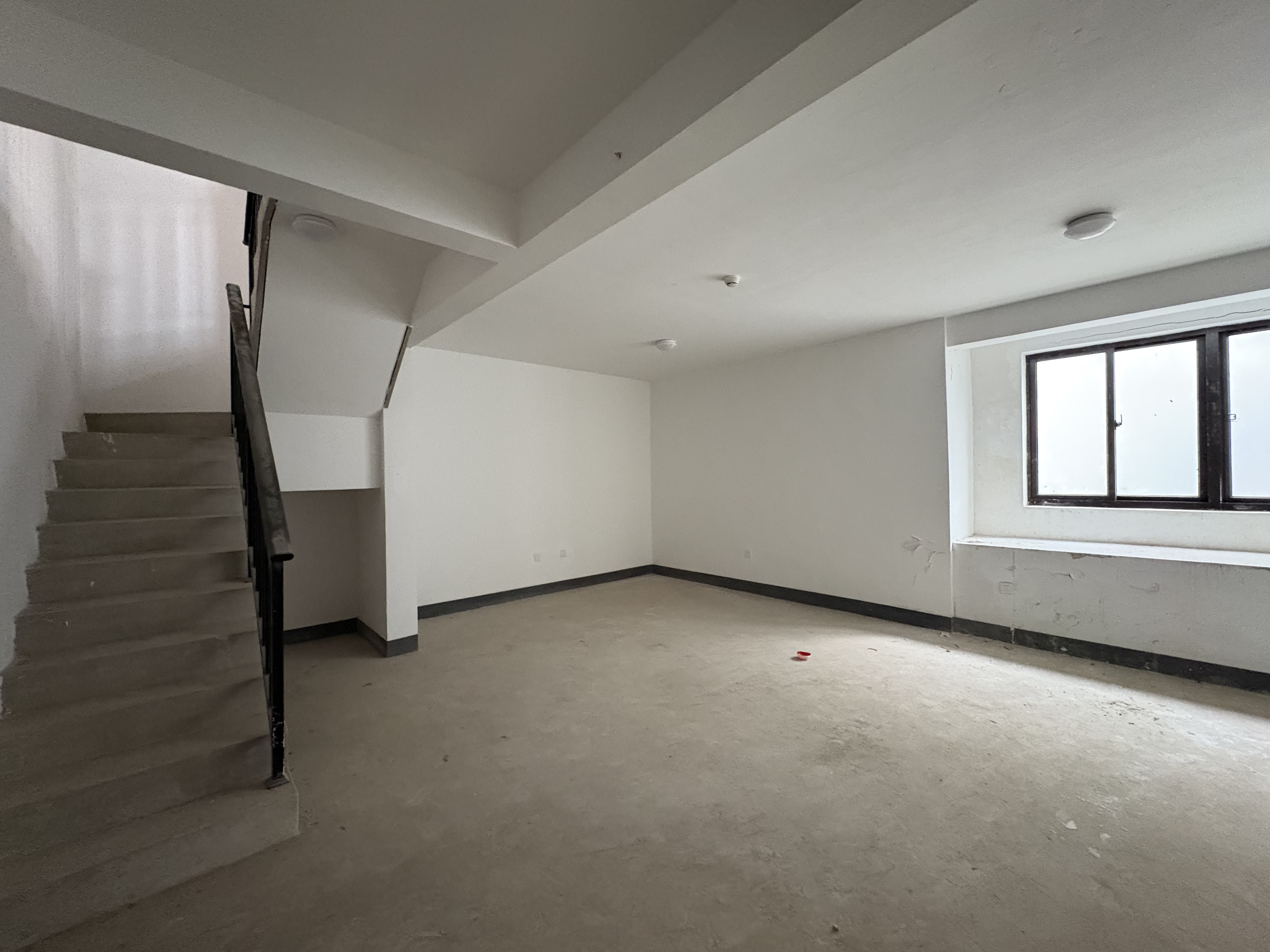 中南君悦府 4室2厅2卫 230.29m²
