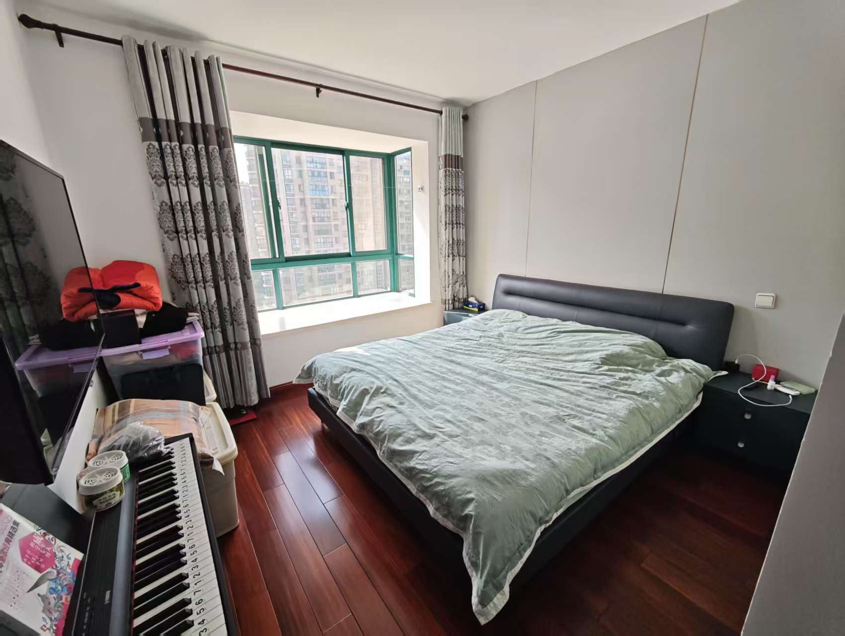 新城小区 3室2厅1卫 143m&sup2;