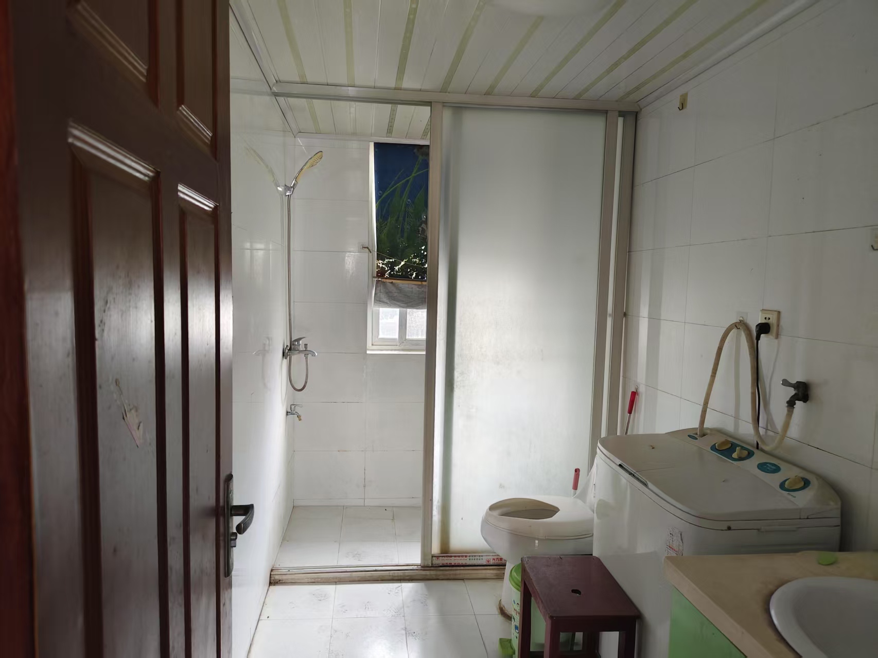 虹桥新苑东区 4室2厅2卫 128m&sup2;
