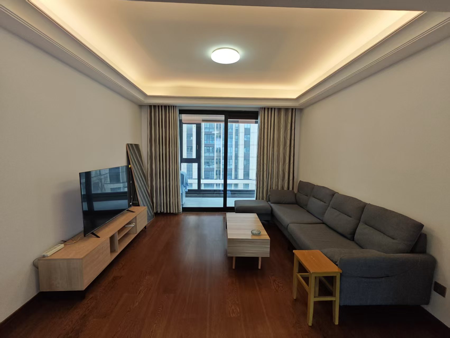 雍华府 3室2厅1卫 114.33m&sup2;