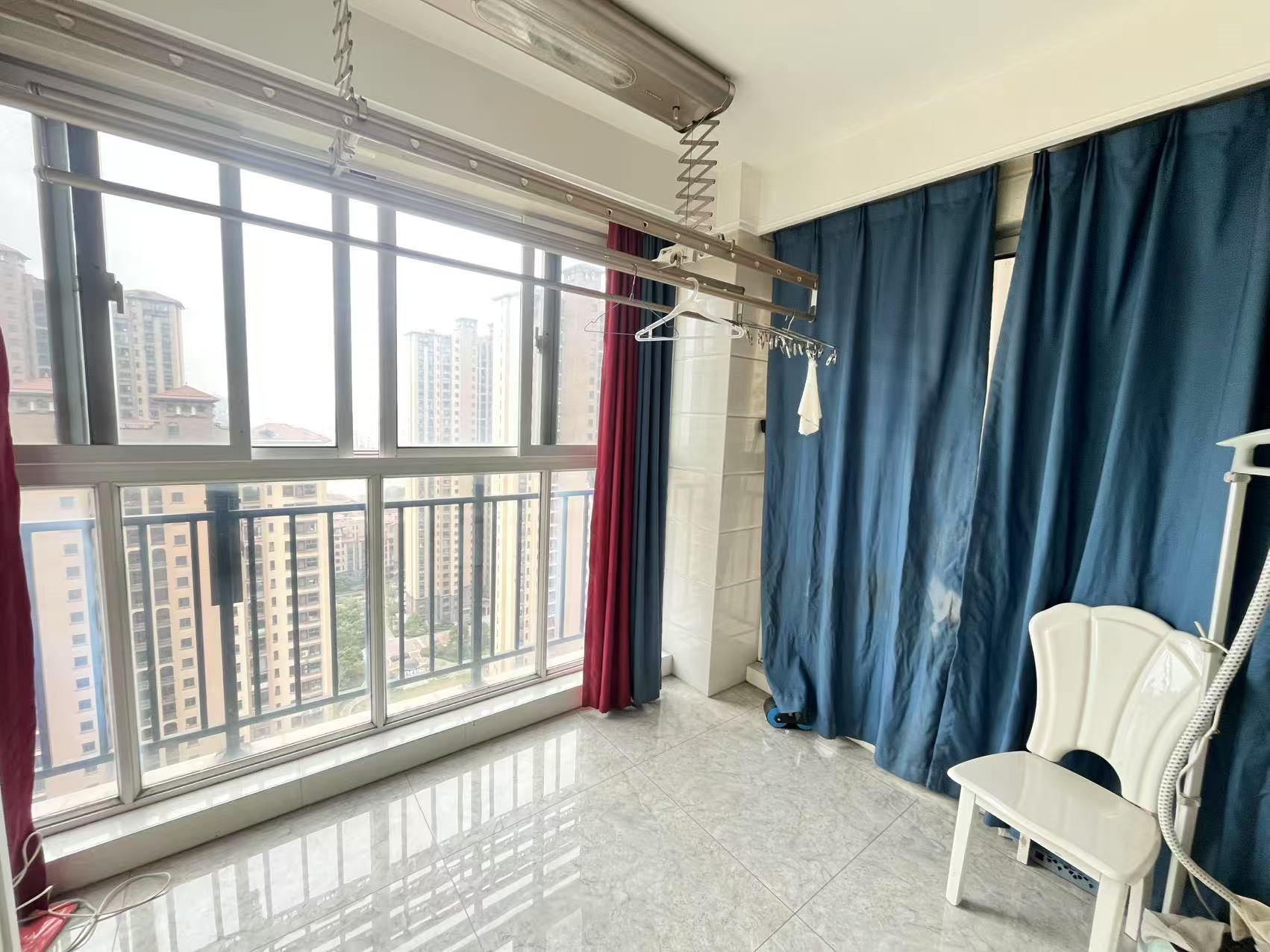 华强城 2室2厅1卫 81.8m&sup2;