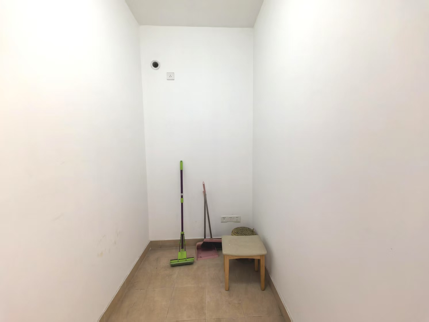 中海碧林湾 4室2厅1卫 128.34m&sup2;