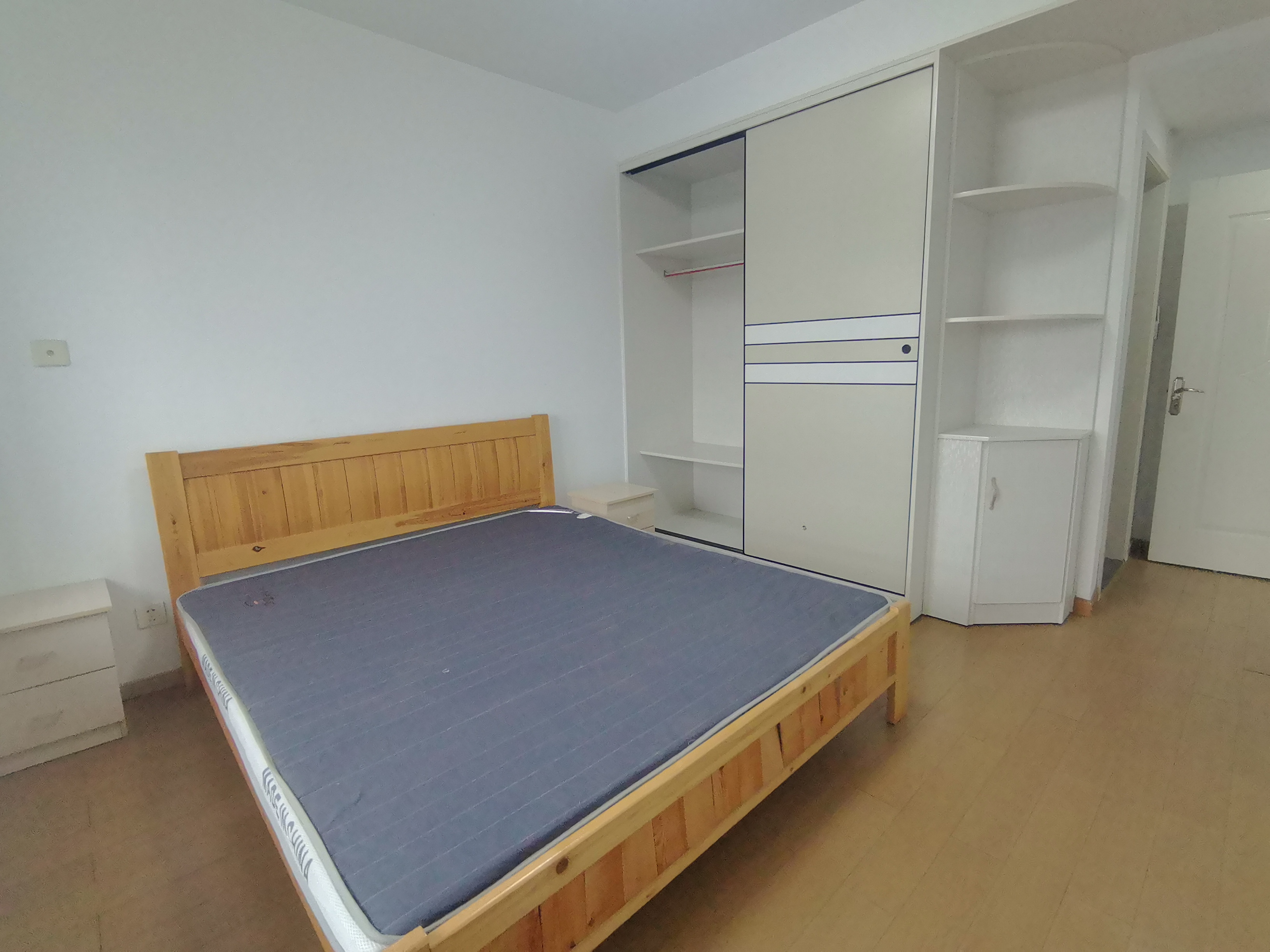 保利香槟国际 3室2厅2卫 116.00m&sup2;