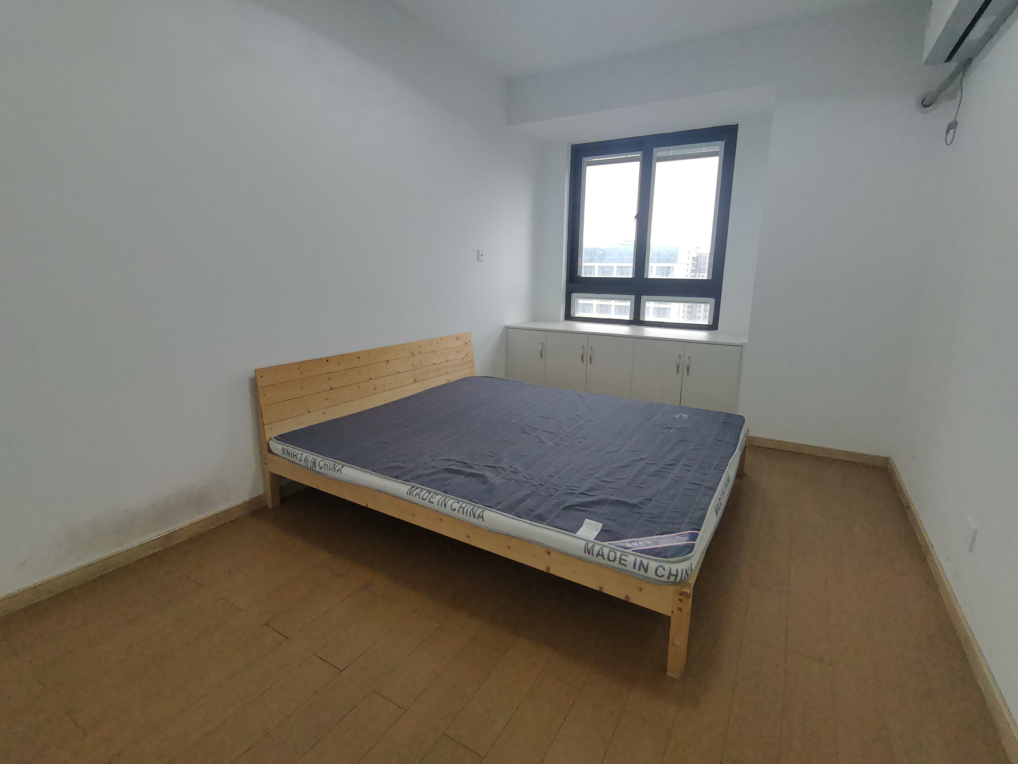 保利香槟国际 3室2厅2卫 116.00m&sup2;