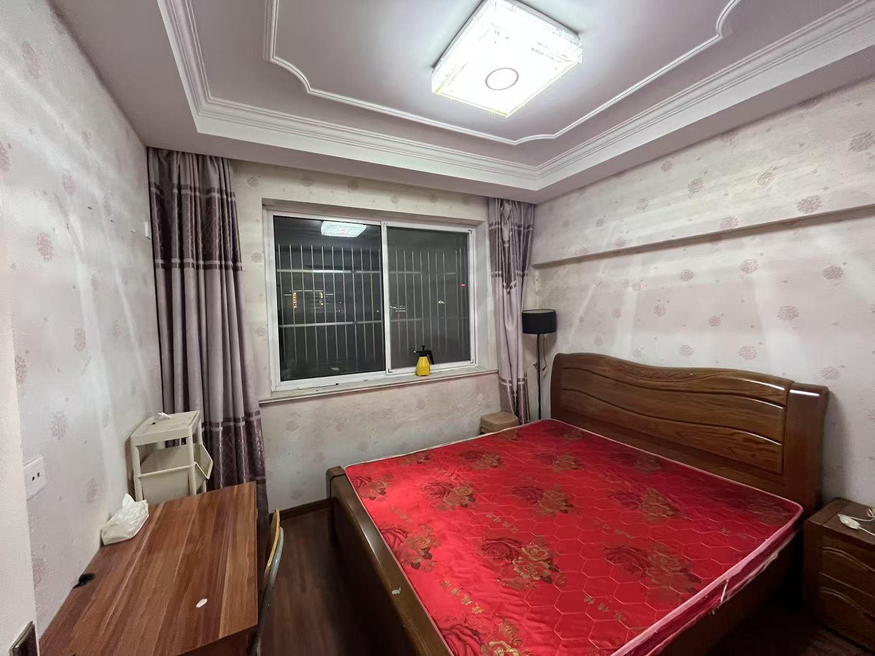 师范桥新村 2室1厅1卫 65m&sup2;