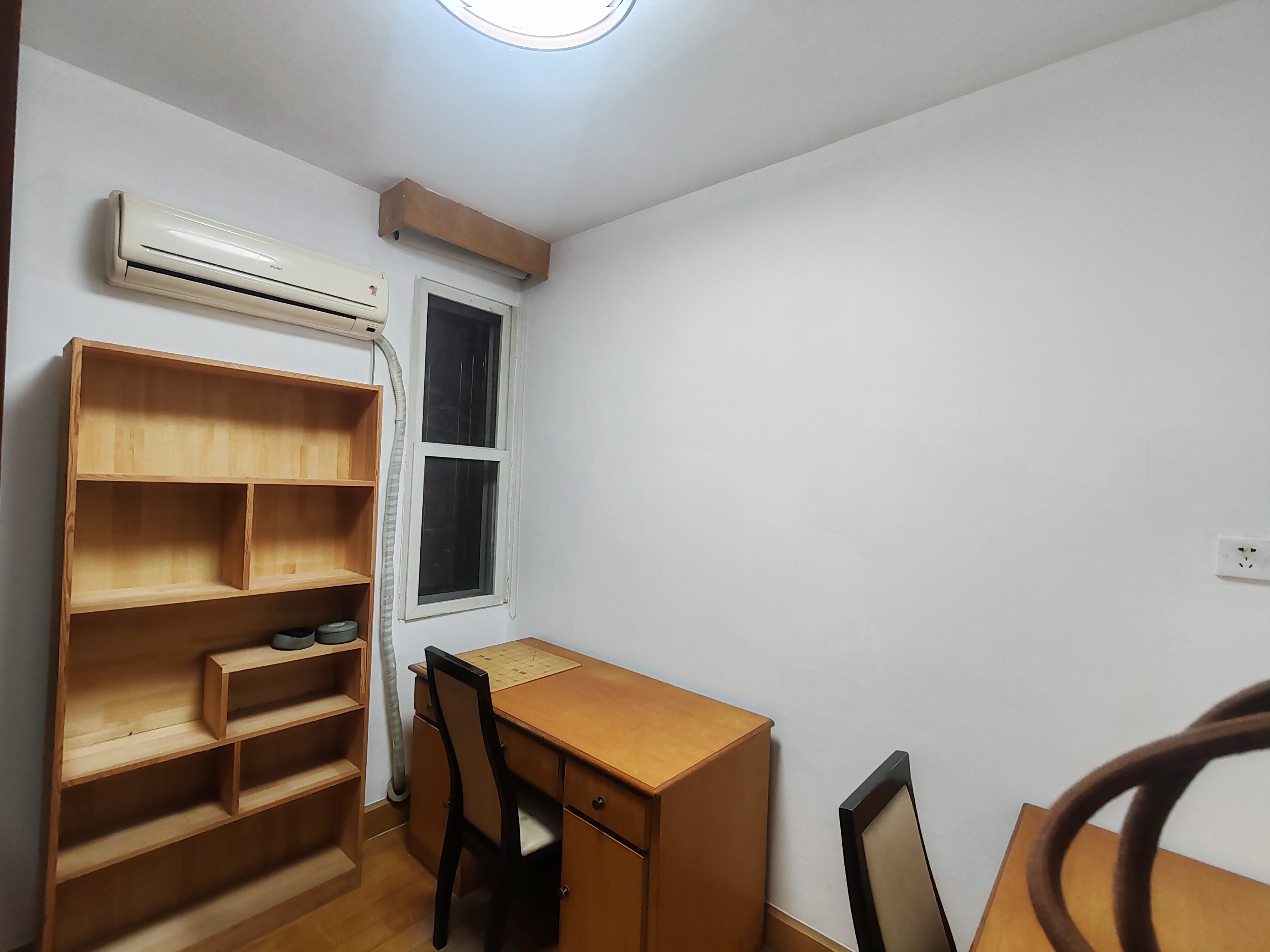 文峰花苑 4室2厅1卫 119.23m&sup2;