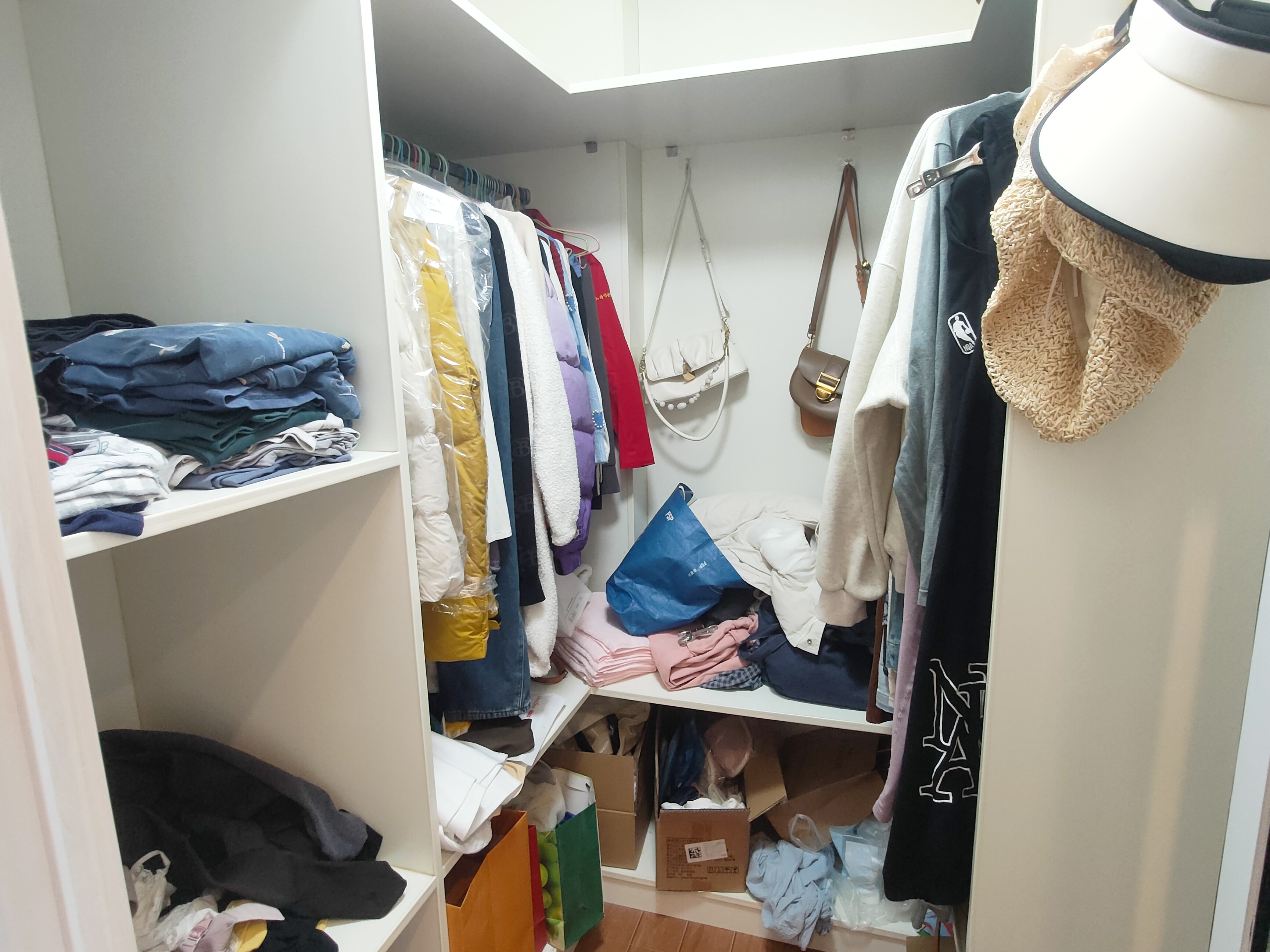 盛和花半里 4室2厅2卫 180m&sup2;