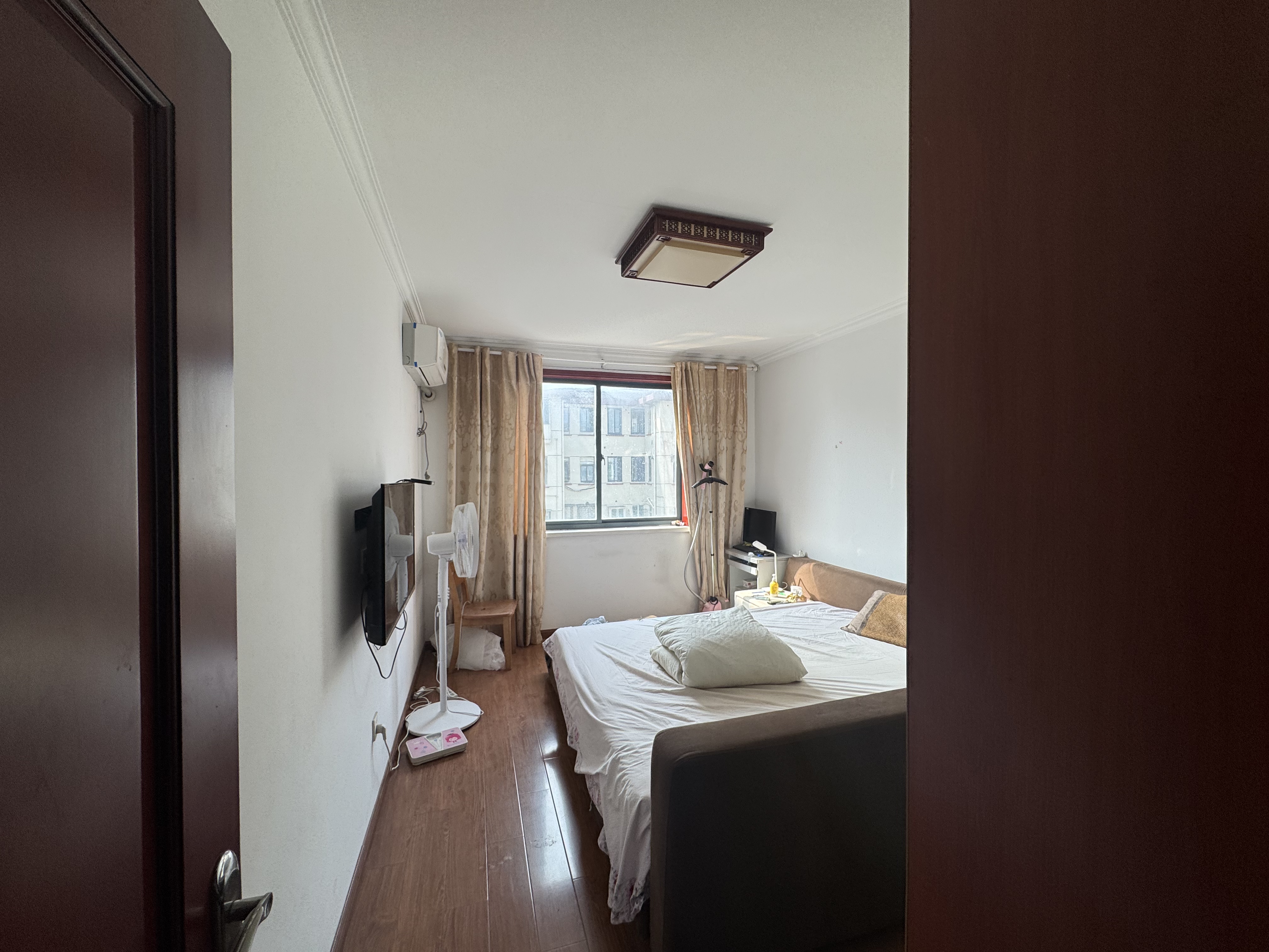 新桥新村 3室2厅1卫 78.5m&sup2;